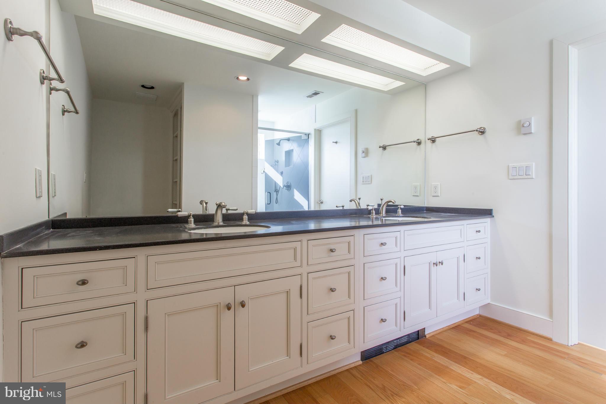 MILL RACE COMMON - Residential