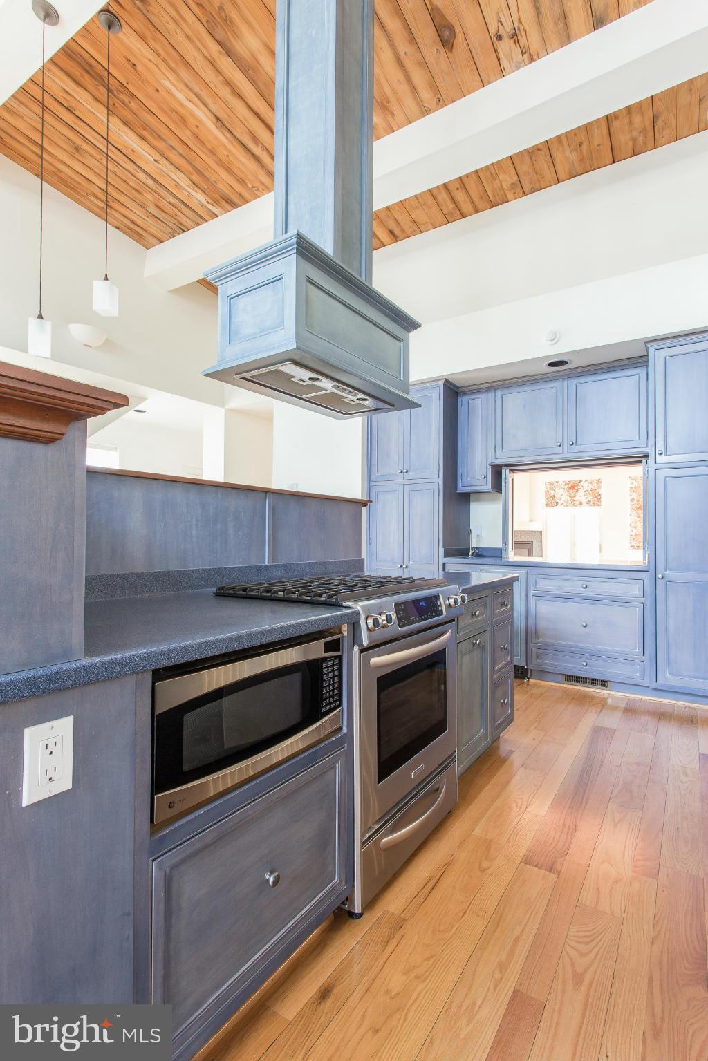 MILL RACE COMMON - Residential