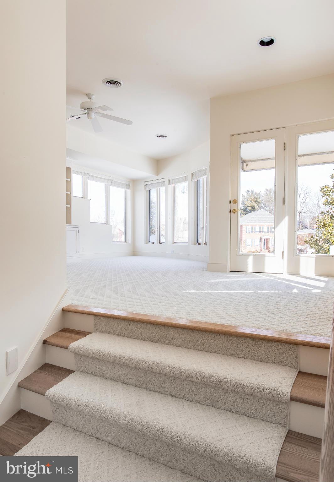 MILL RACE COMMON - Residential