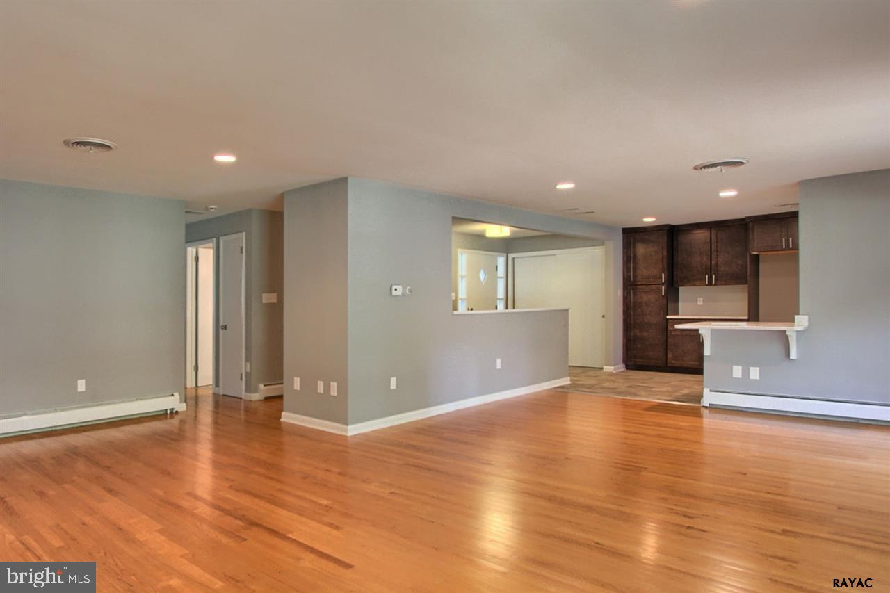 RESERVOIR PARK - Residential