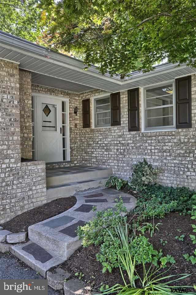 RESERVOIR PARK - Residential