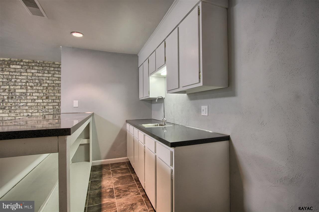 RESERVOIR PARK - Residential