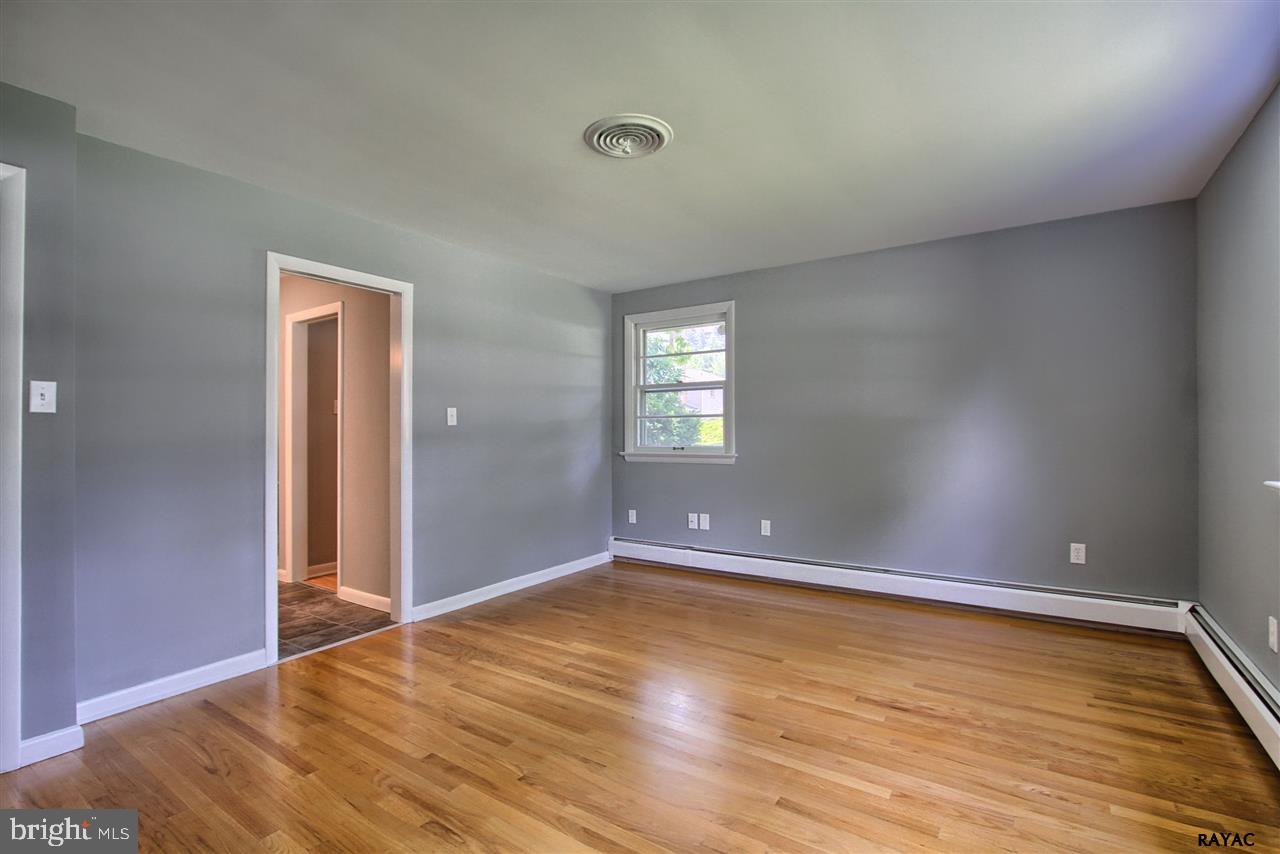 RESERVOIR PARK - Residential