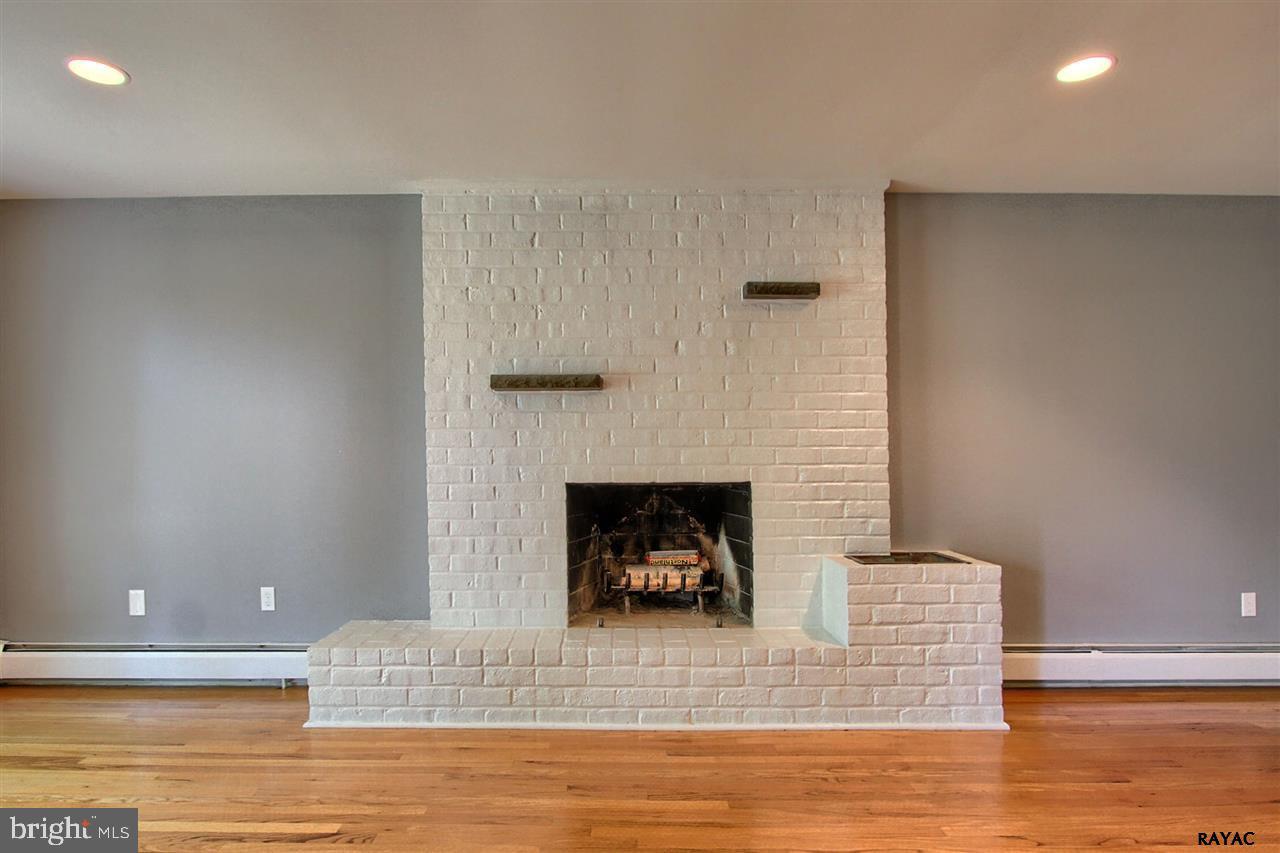 RESERVOIR PARK - Residential