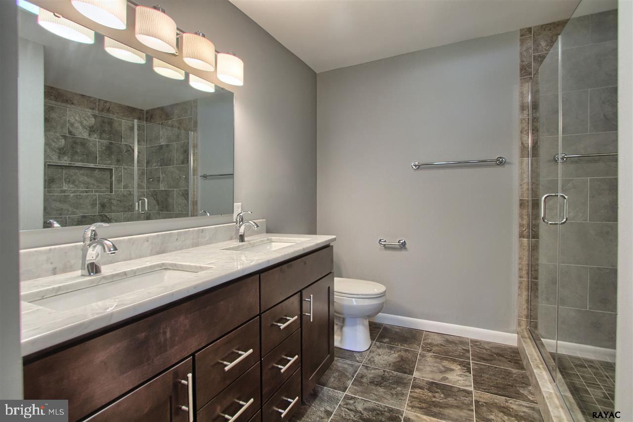 RESERVOIR PARK - Residential