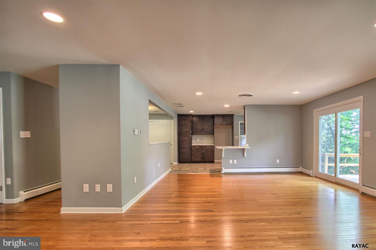RESERVOIR PARK - Residential