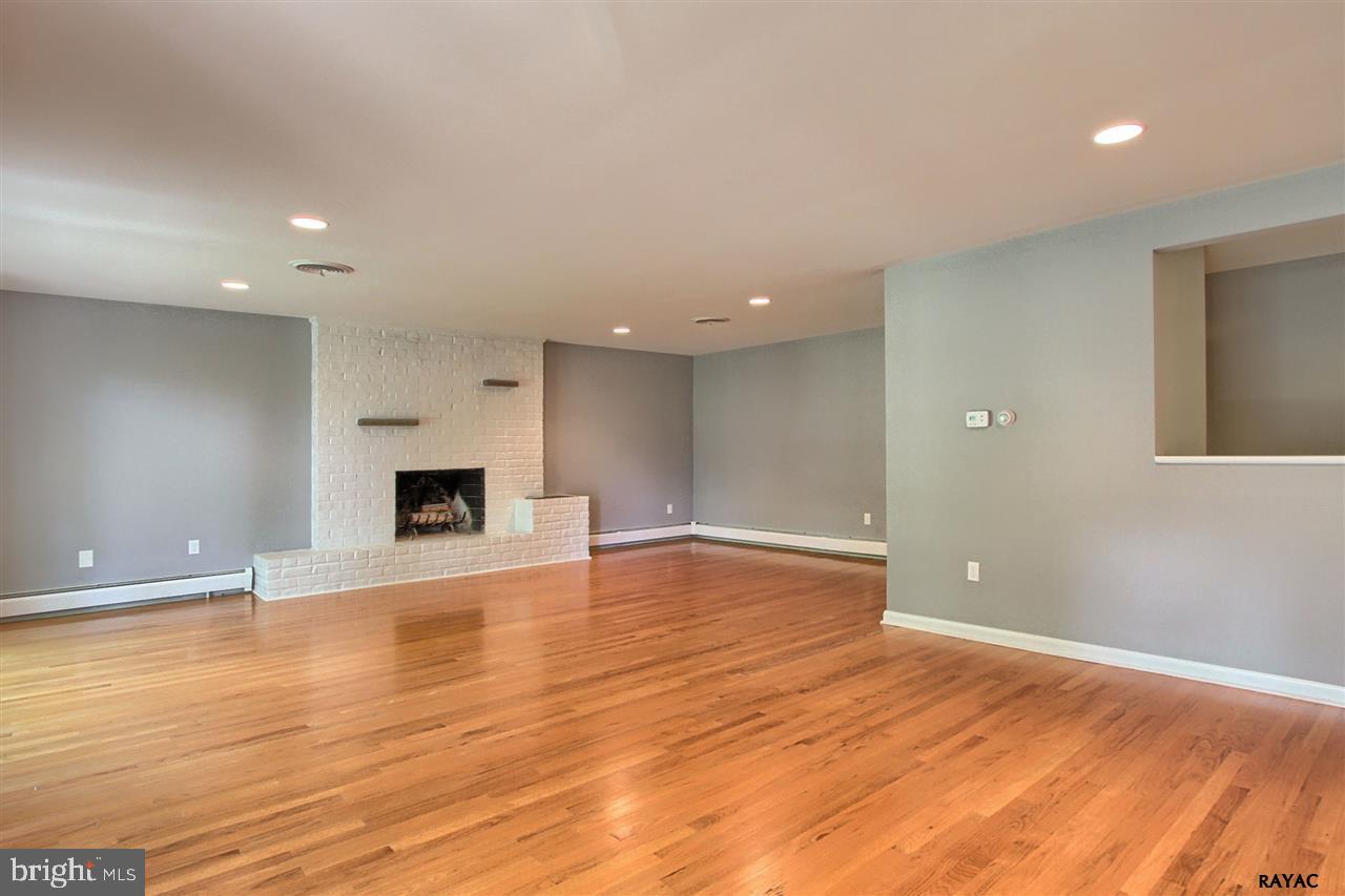RESERVOIR PARK - Residential
