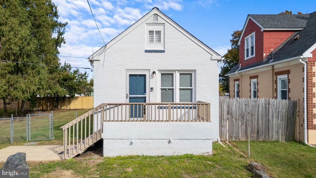 Photo of 321 Wildel Avenue, NEW CASTLE, DE 19720 (MLS # DENC2092148)