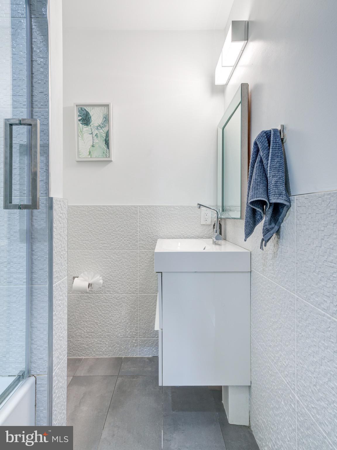 POINT BREEZE - Residential