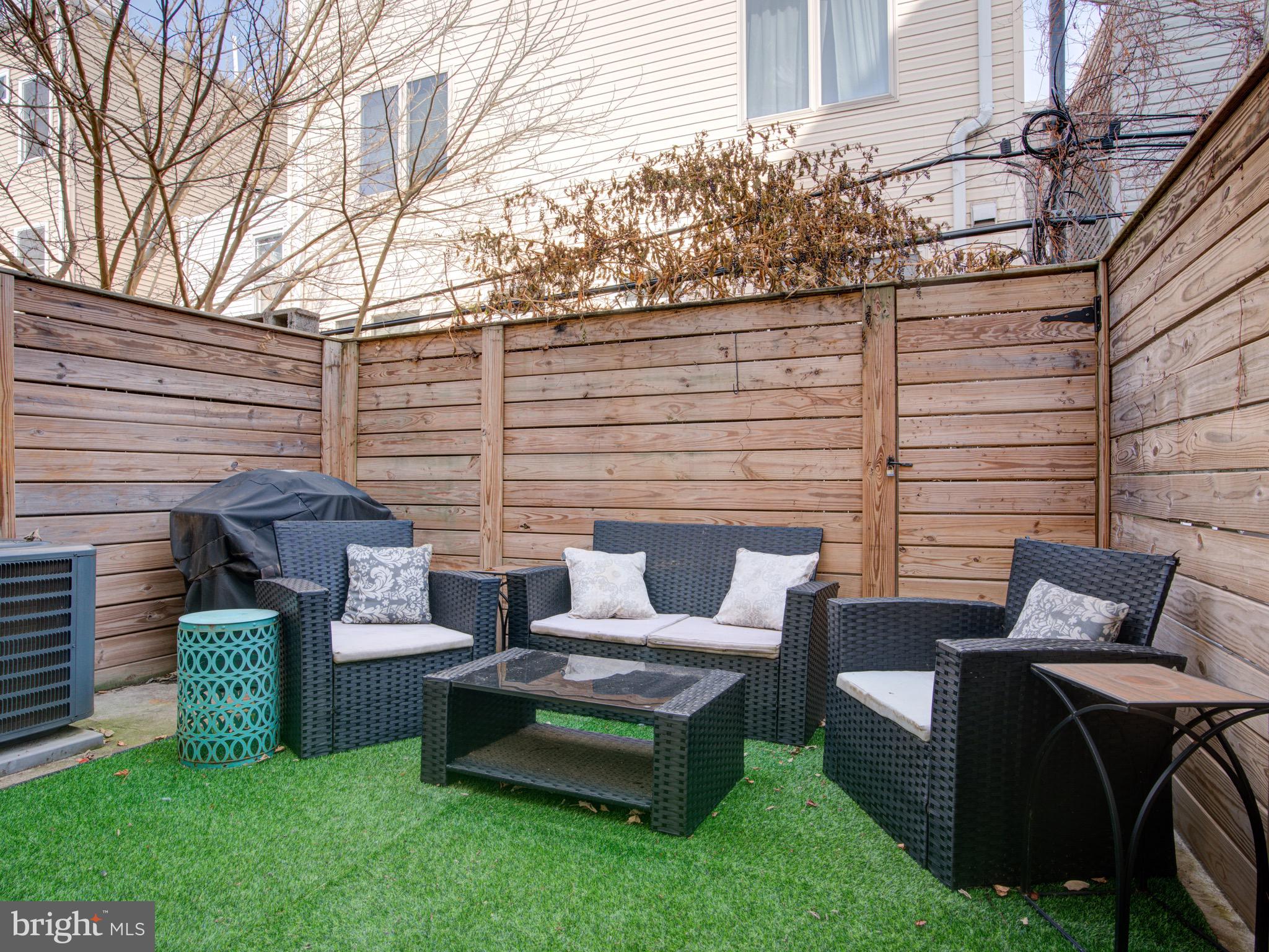 POINT BREEZE - Residential