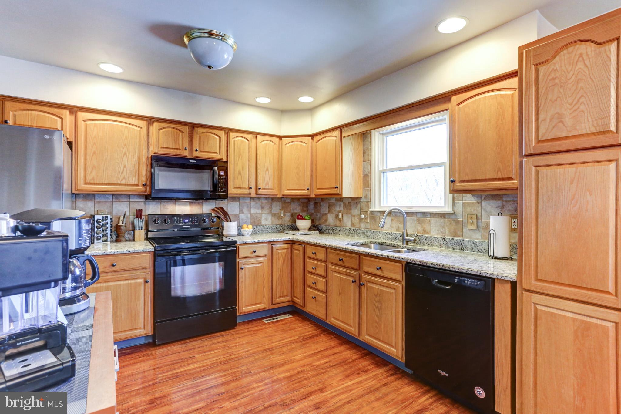 CHAMBERS KNOLL - Residential