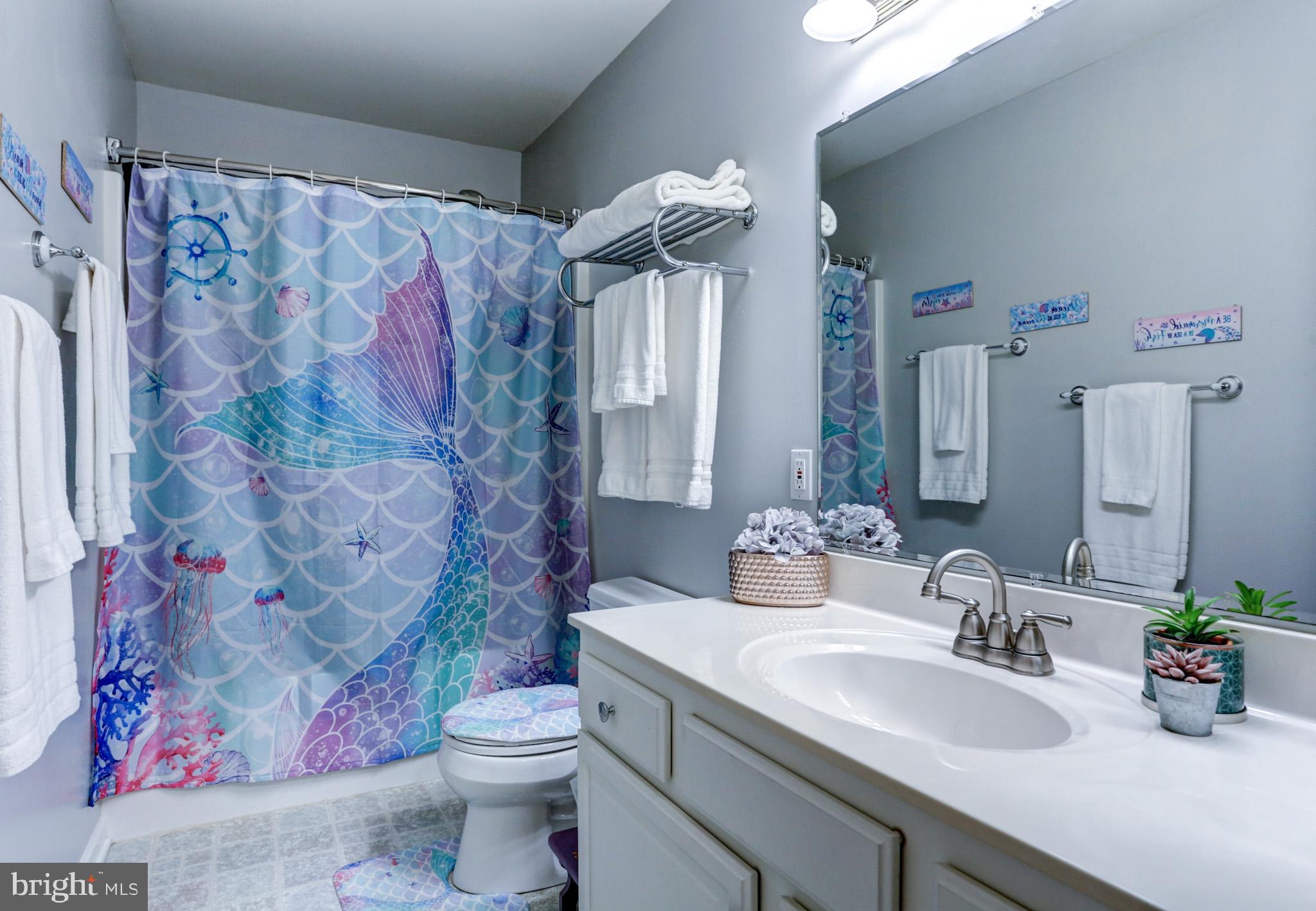 CHAMBERS KNOLL - Residential