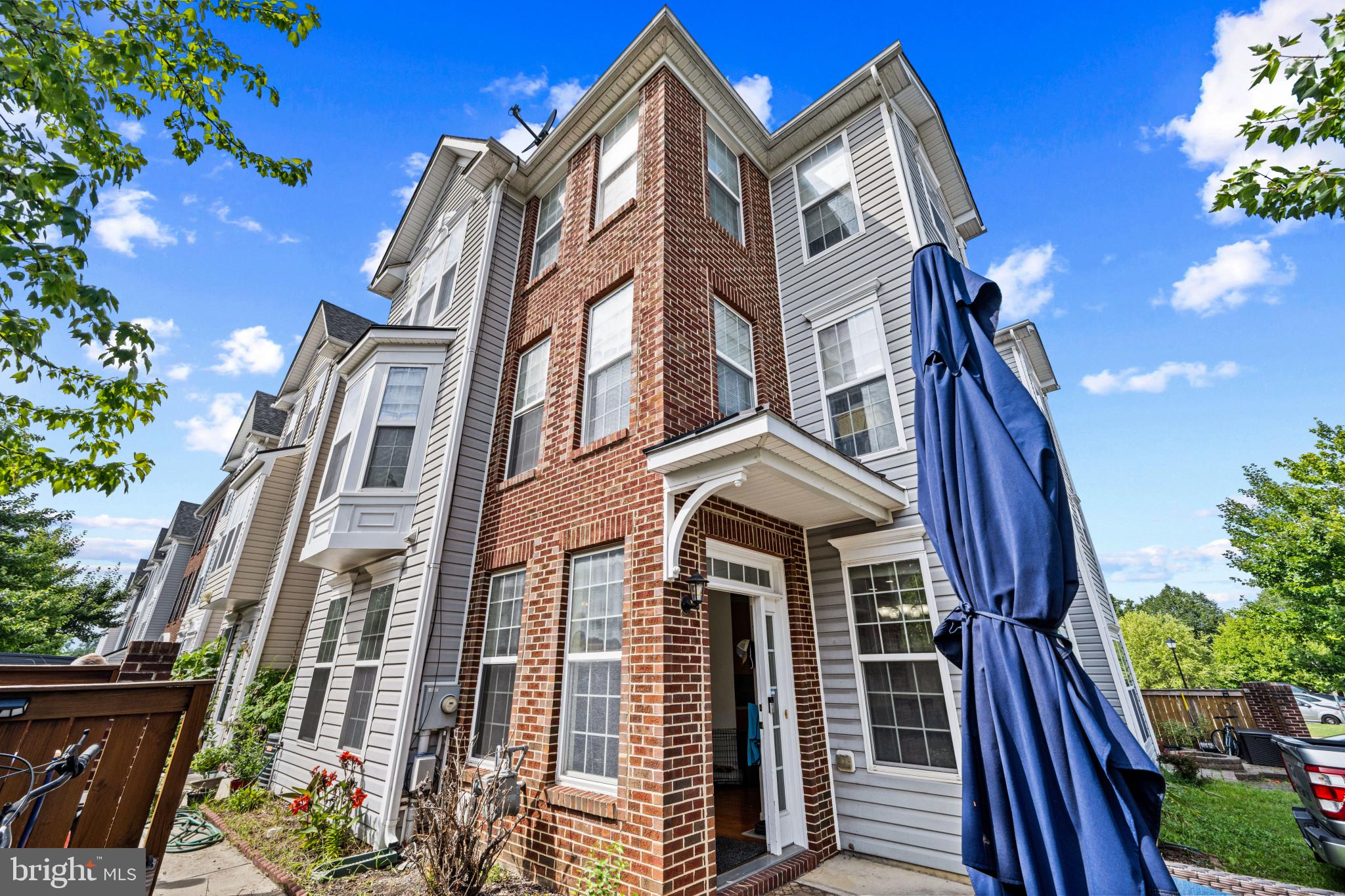 101 LEATHER FERN WAY