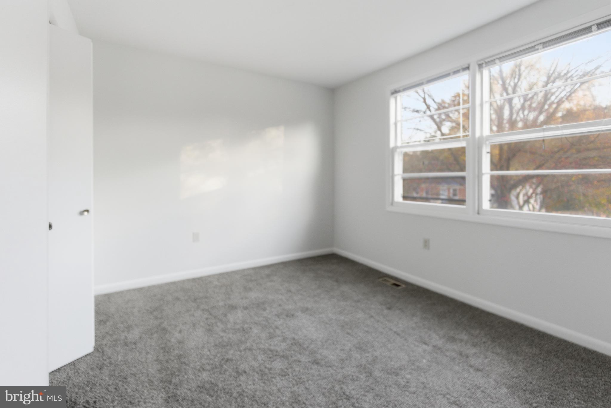 FRIENDLY - Residential Lease