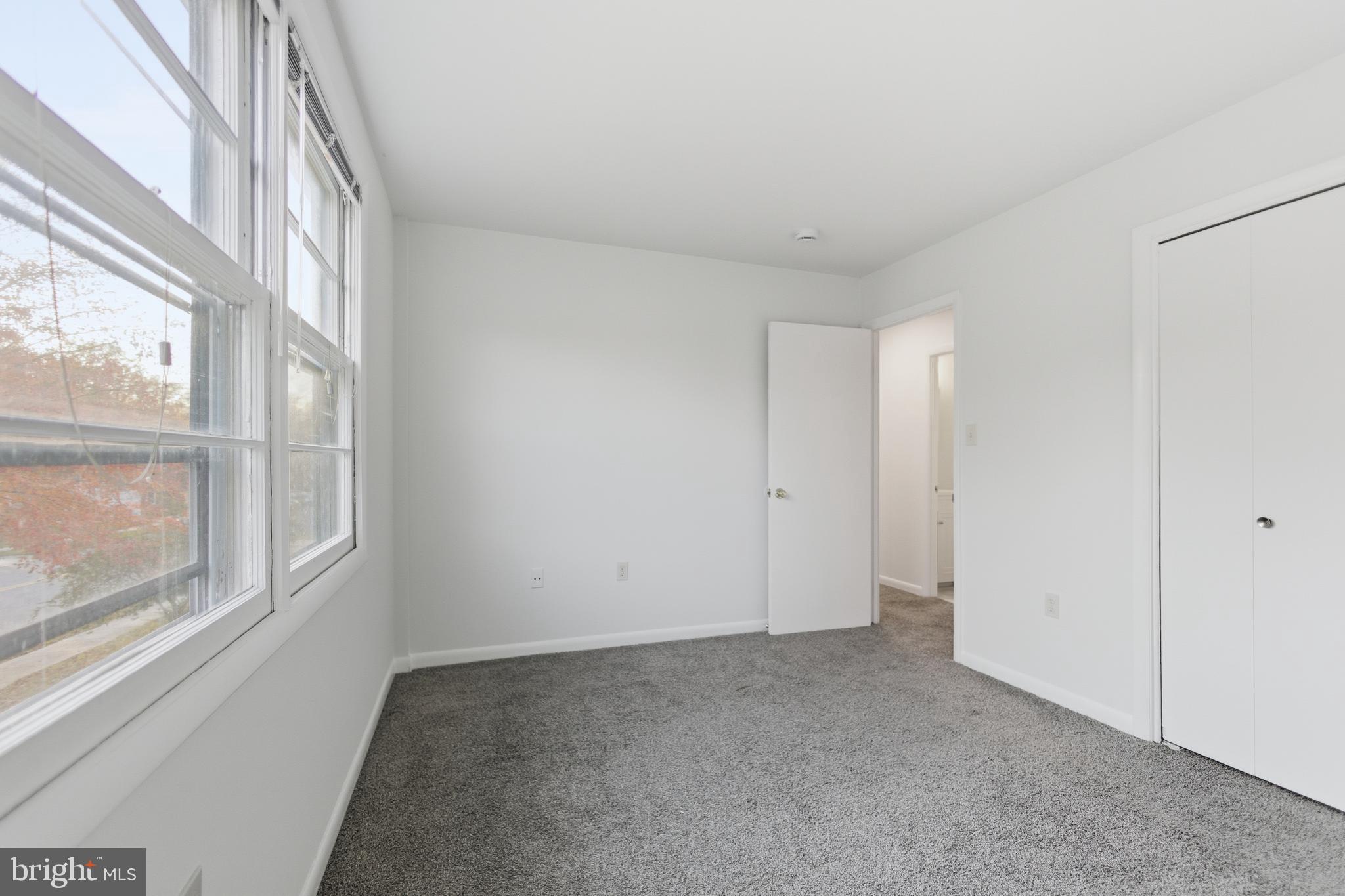 FRIENDLY - Residential Lease