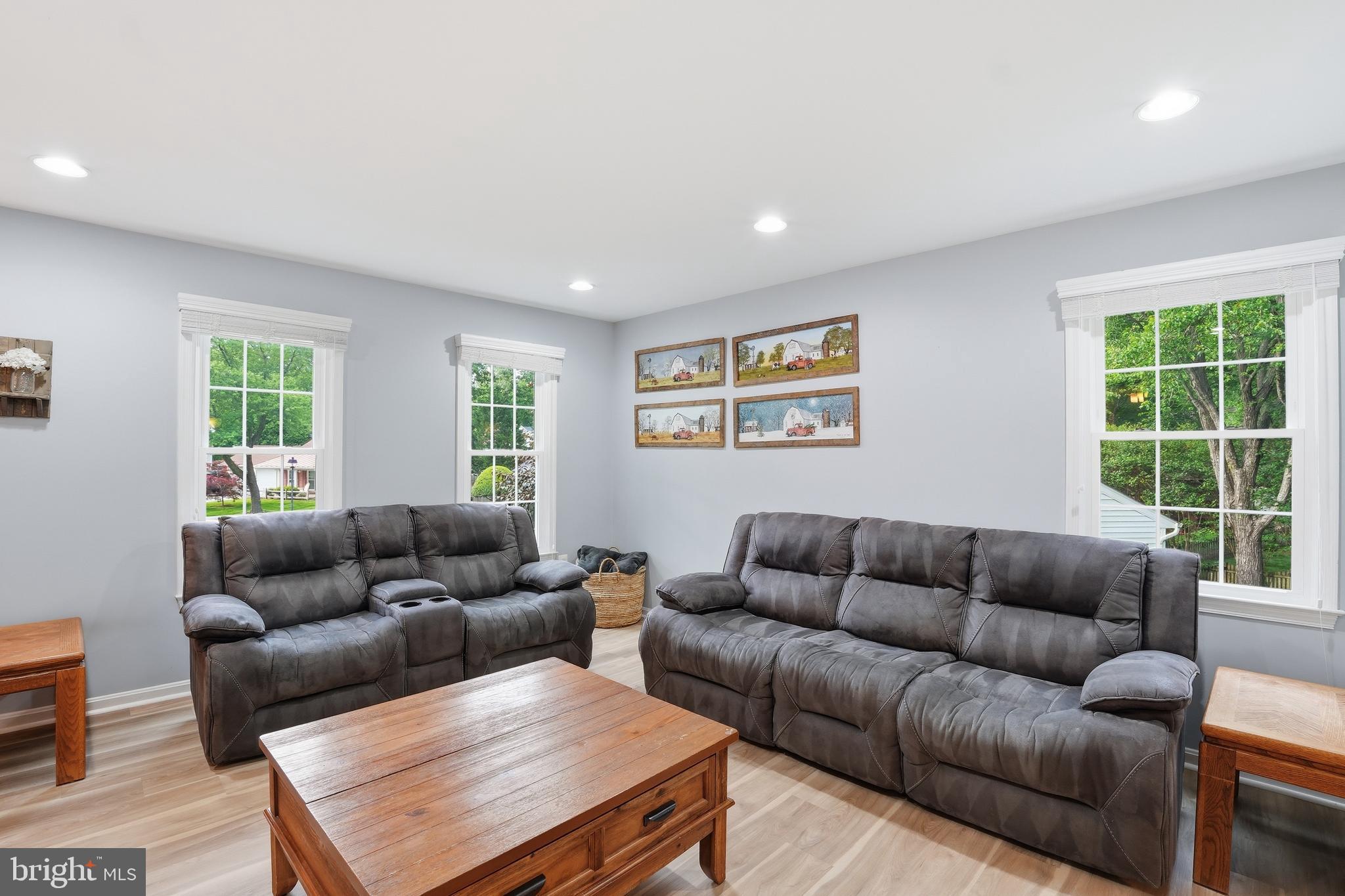 10903 MIDDLEGATE DRIVE
