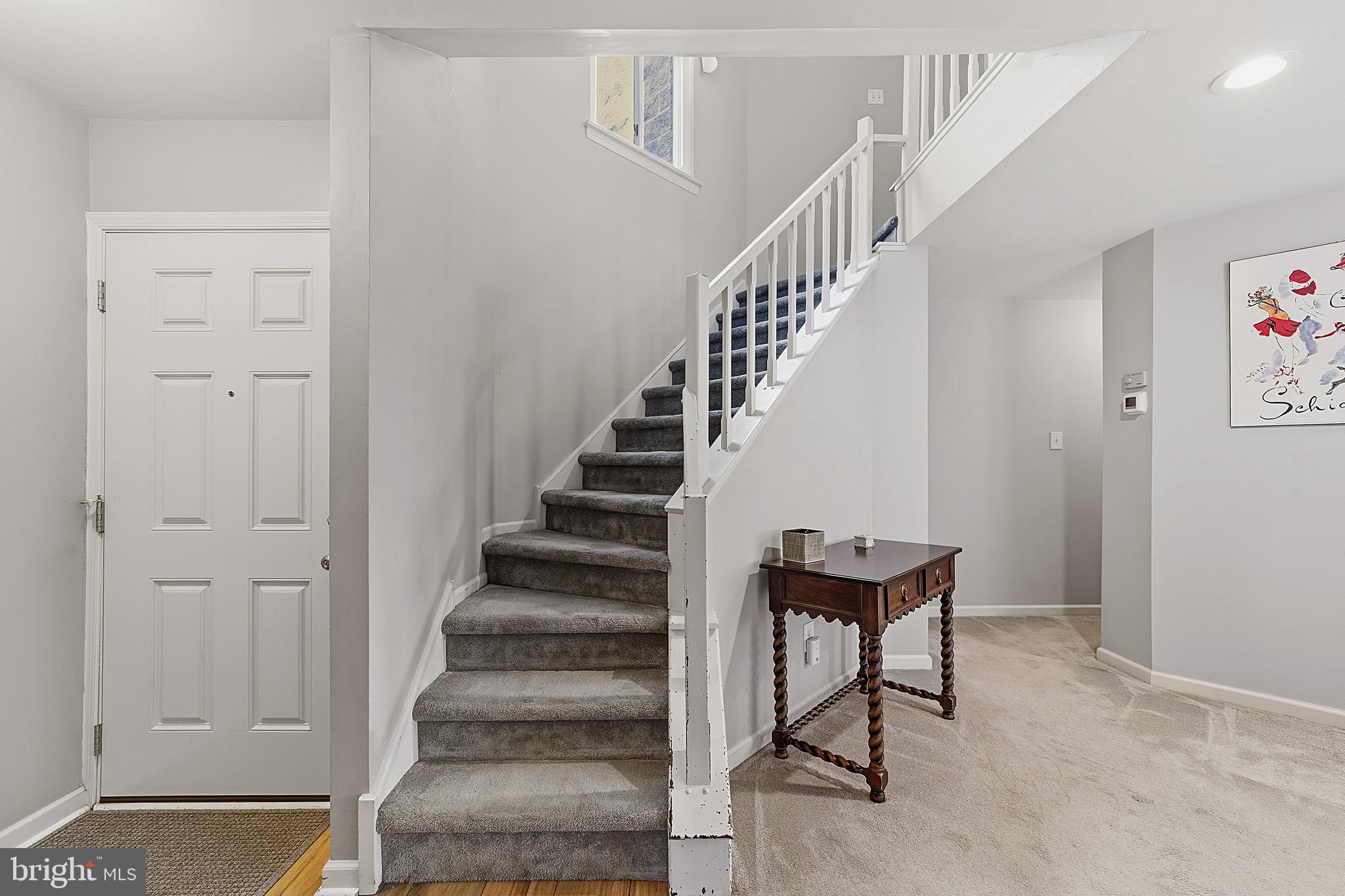 12 HILLCROFT WAY