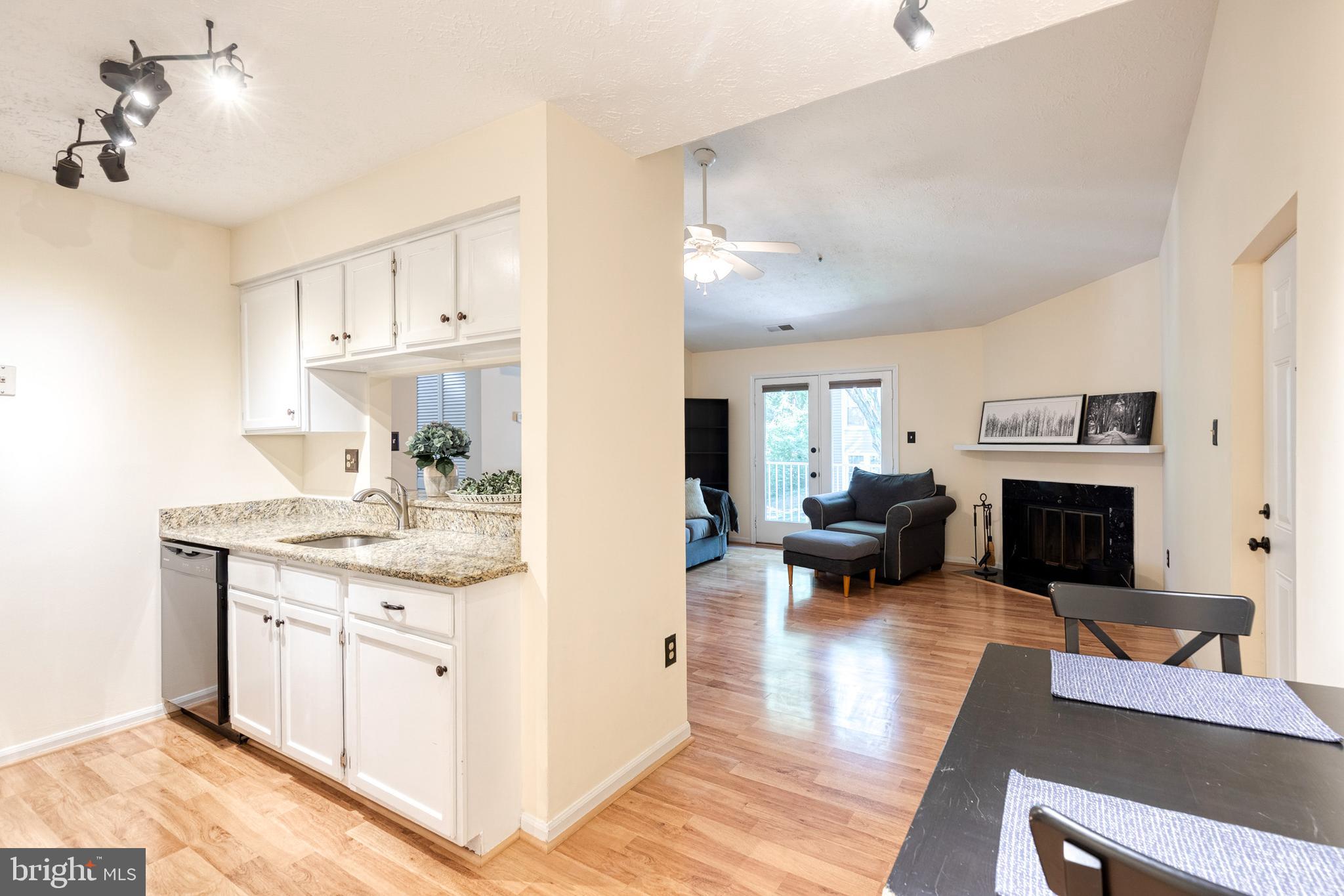 ROCKBURN COMMONS II - Residential