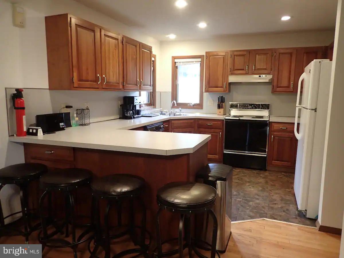 SAW CREEK ESTATES - Residential