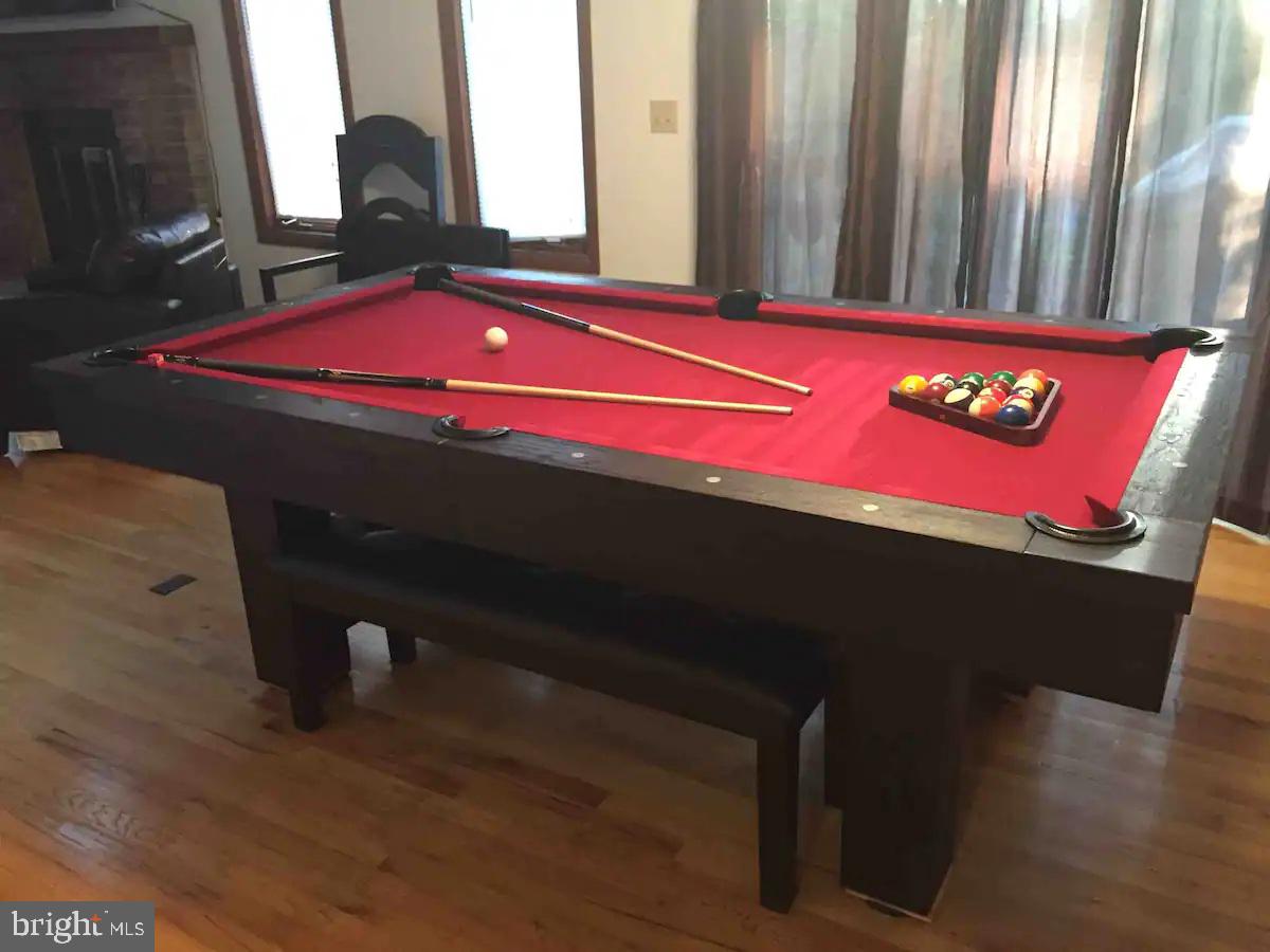 SAW CREEK ESTATES - Residential