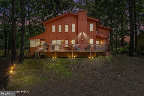 138 BANBURY DRIVE BUSHKILL PA 18324