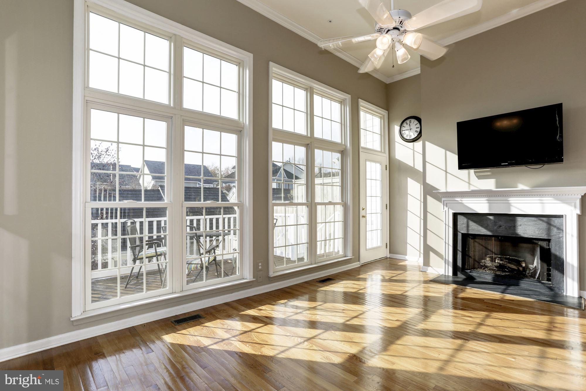 KENTLANDS HILL DISTRICT - Residential Lease