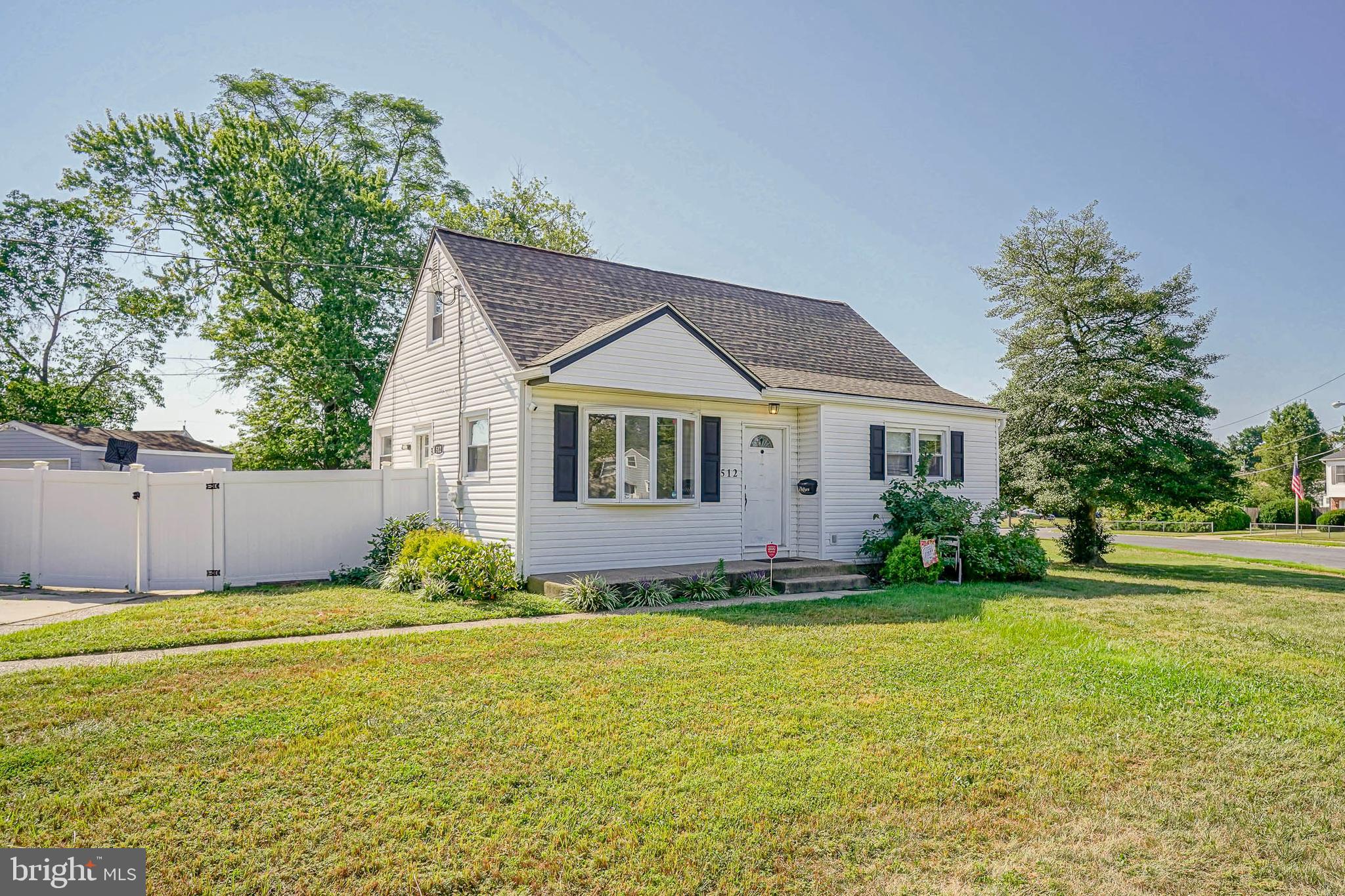 Photo 1 of 23 — 512 E CHURCH STREET, BLACKWOOD, NJ 08012
