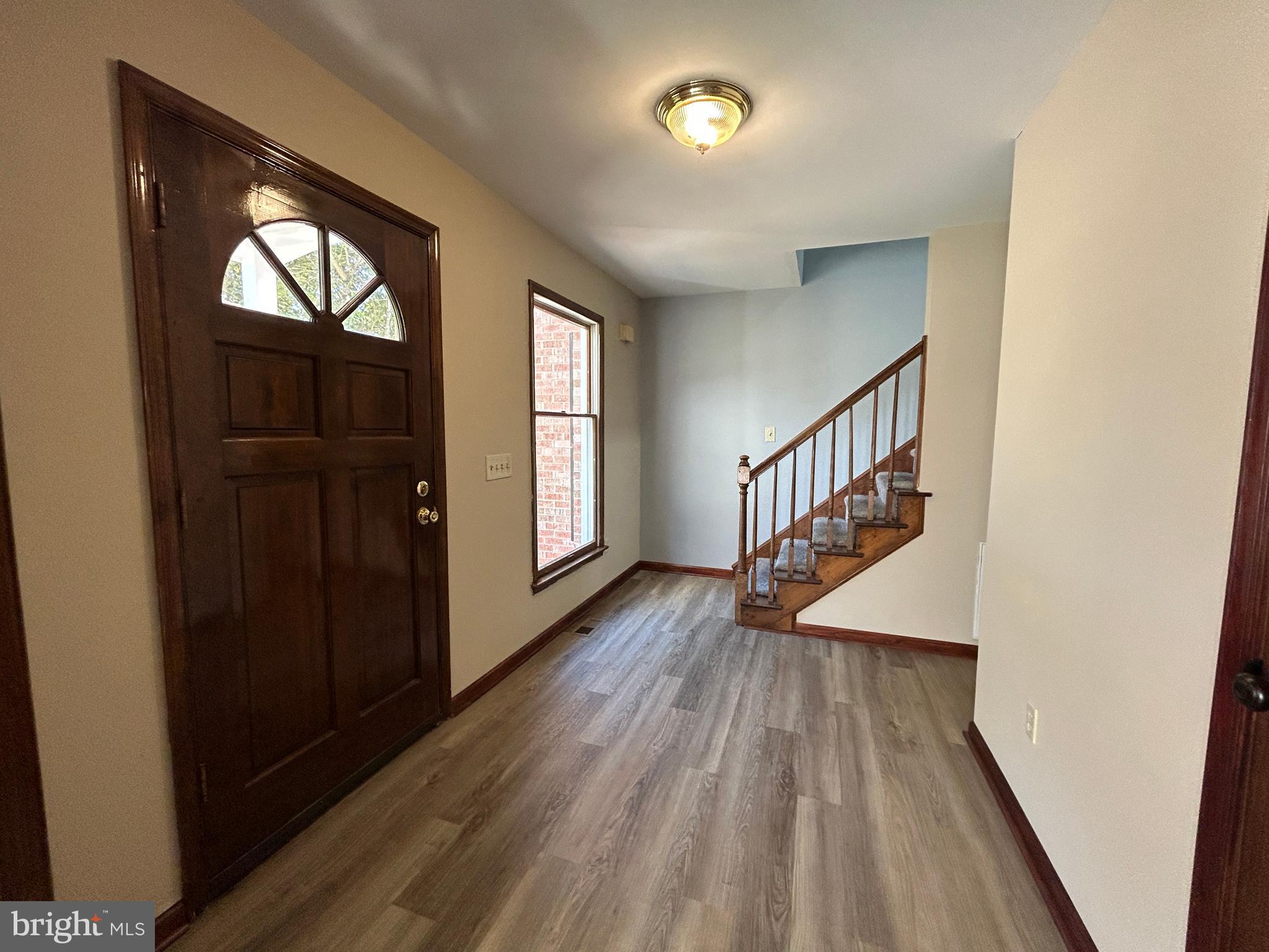 BREEZEWOOD - Residential Lease