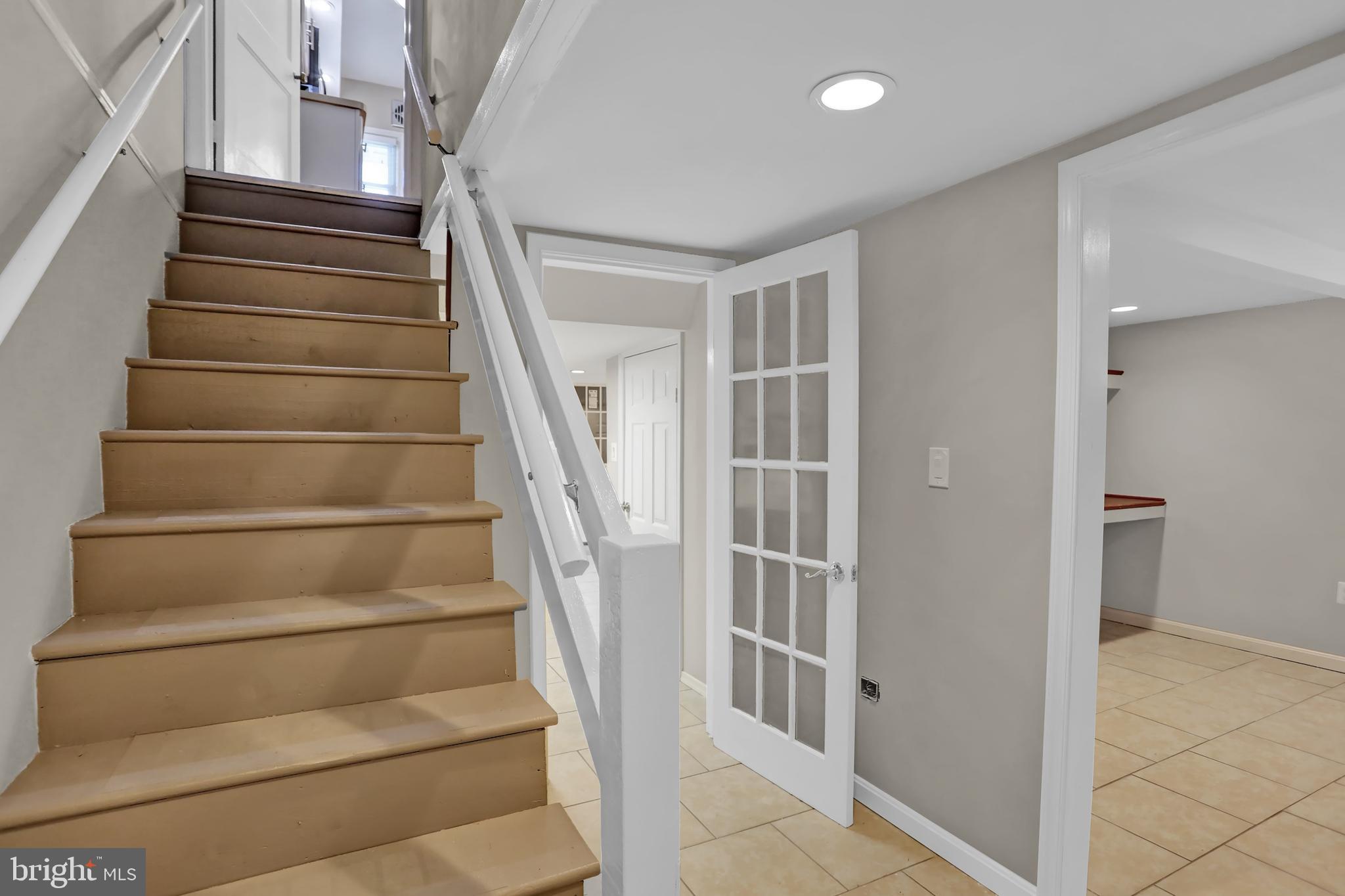 RAMBLEWOOD - Residential