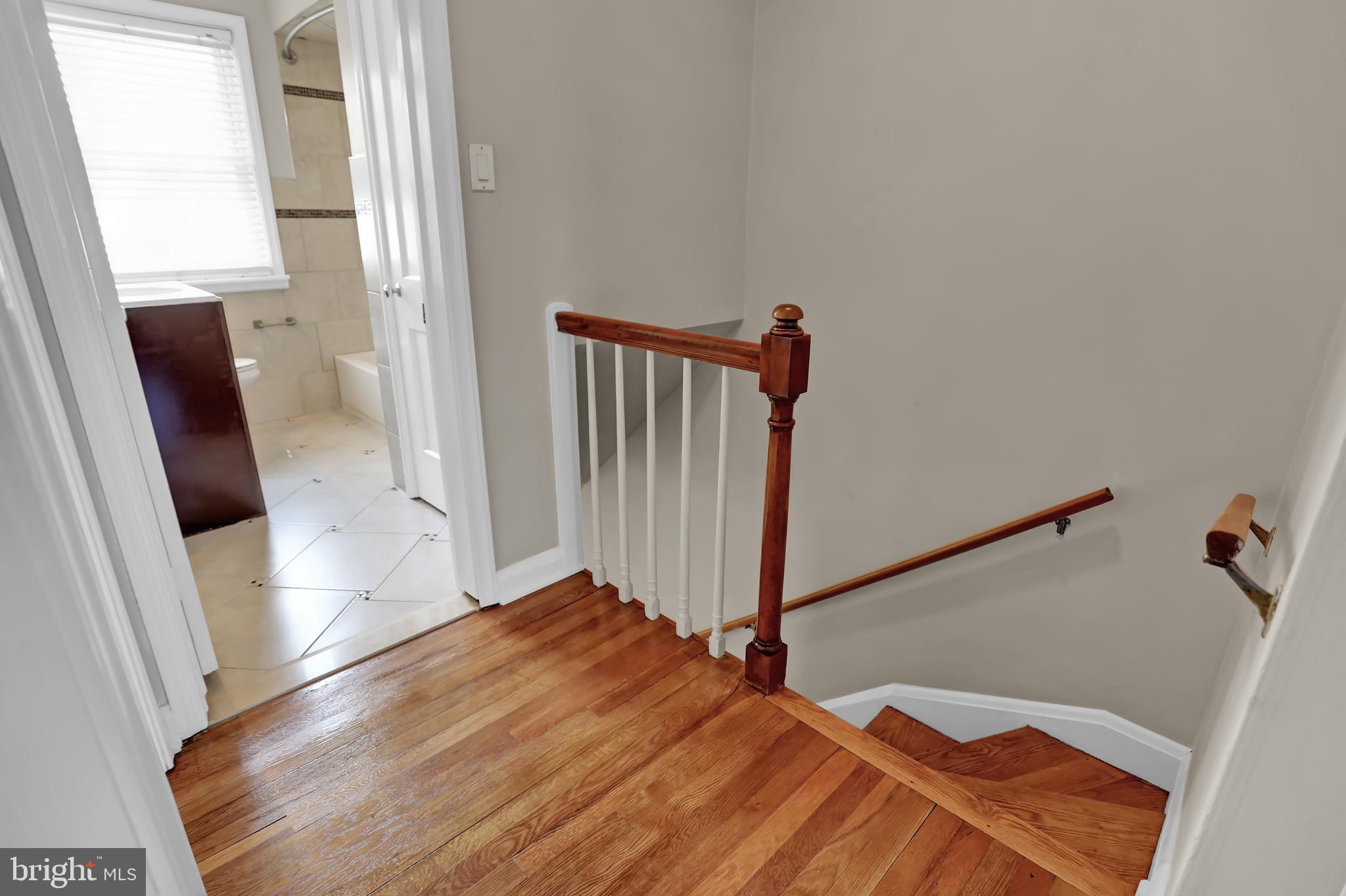 RAMBLEWOOD - Residential