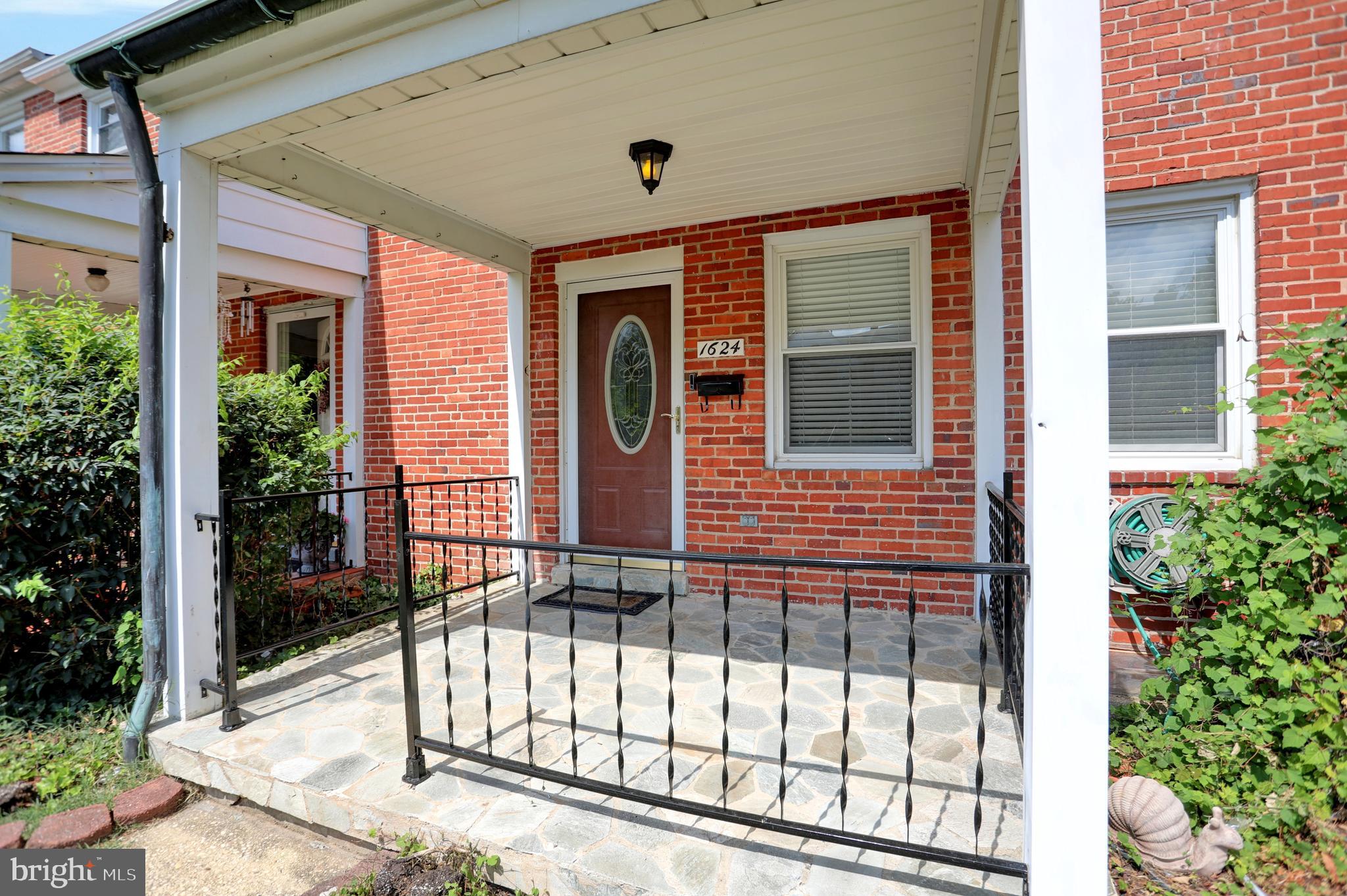 RAMBLEWOOD - Residential