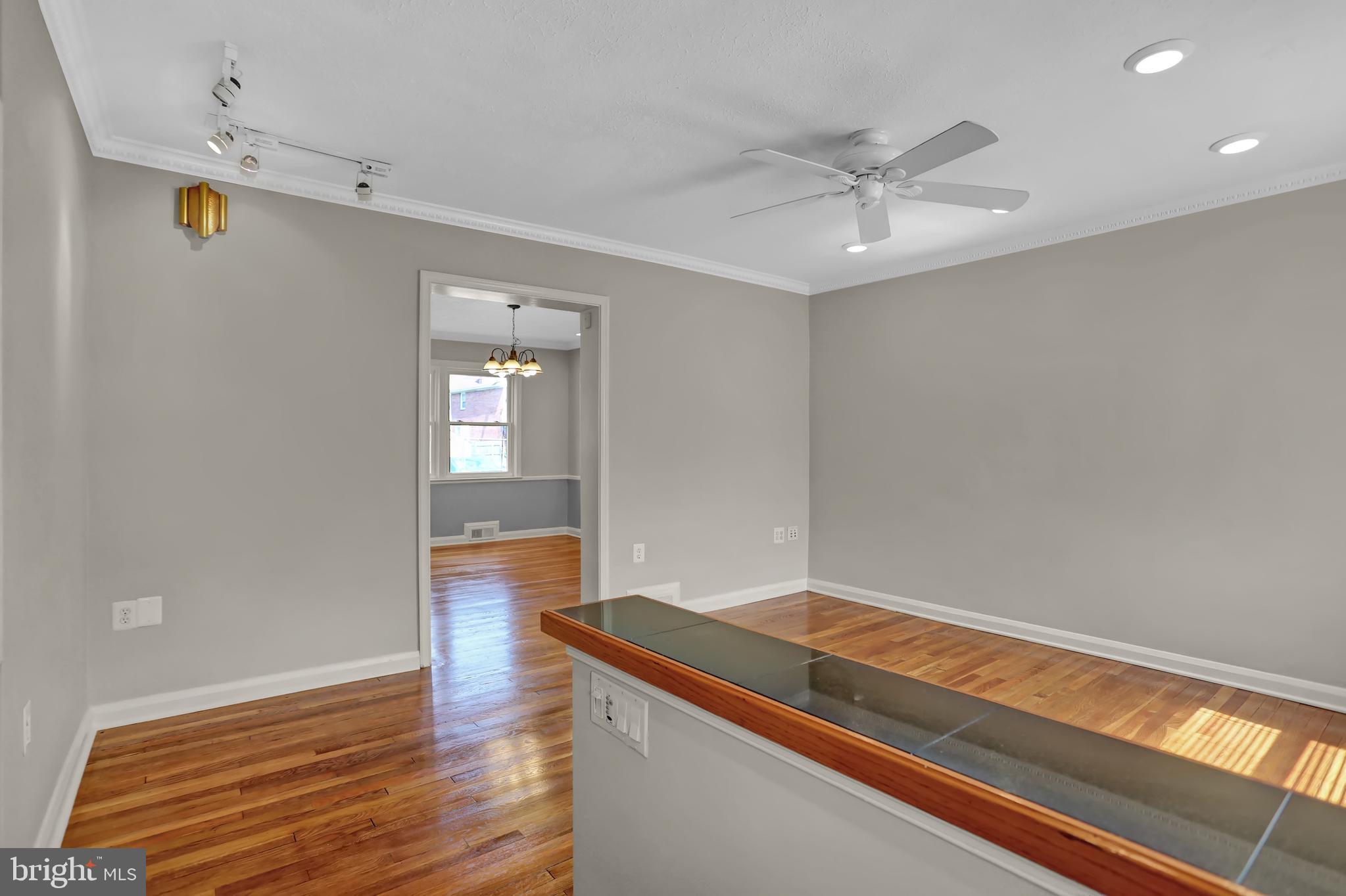 RAMBLEWOOD - Residential