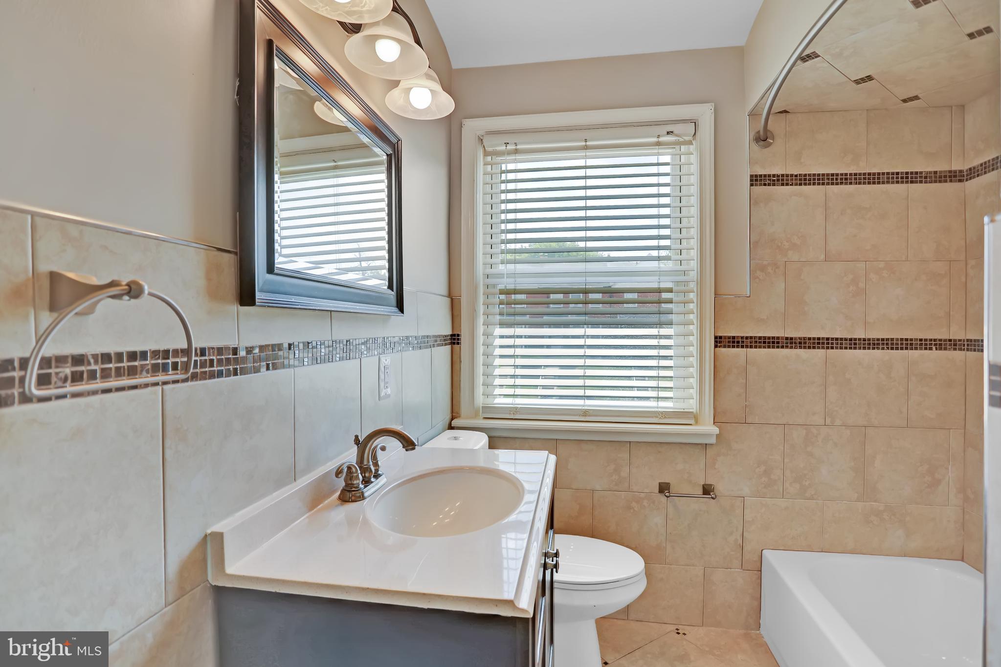 RAMBLEWOOD - Residential