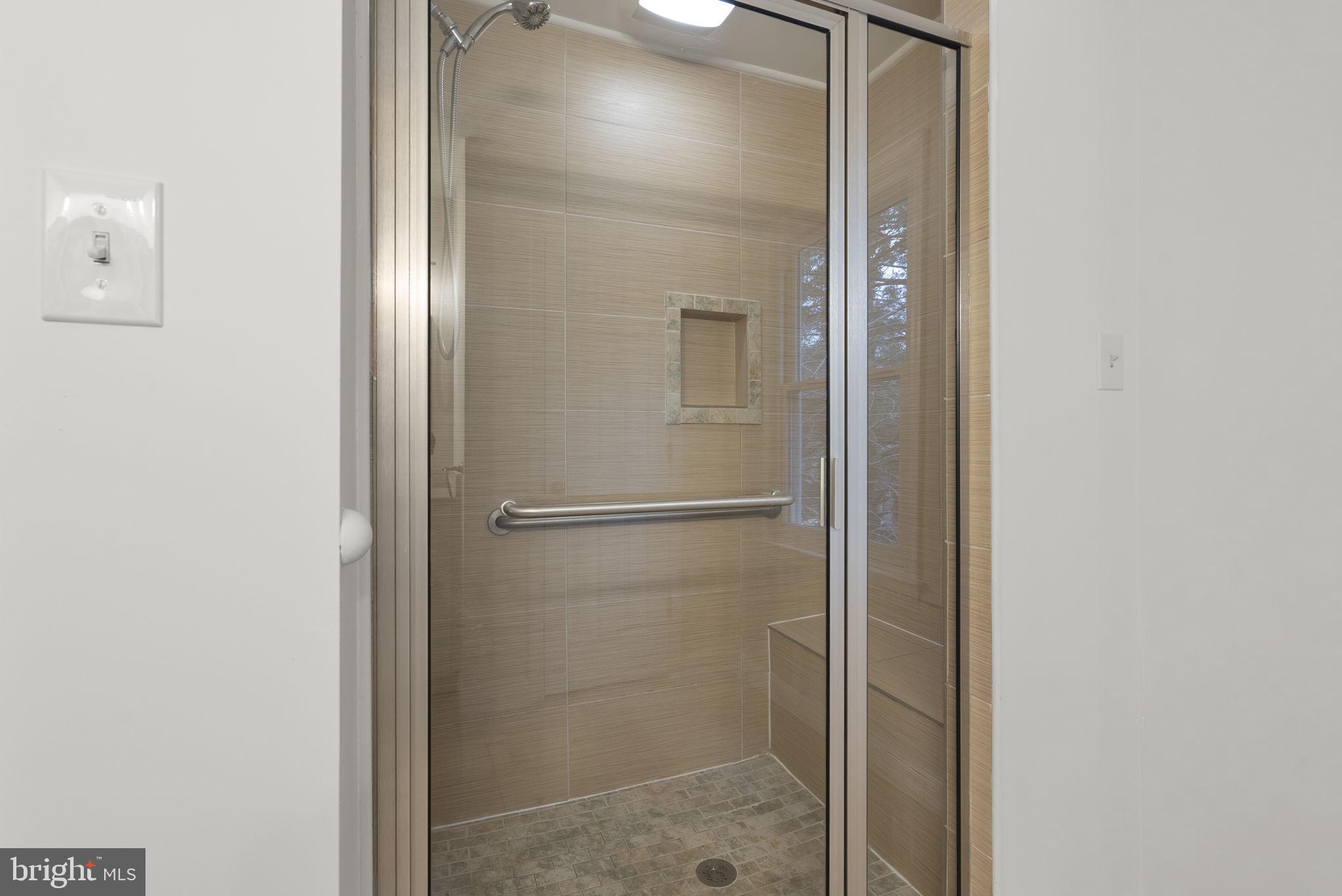 PEACHWOOD - Residential