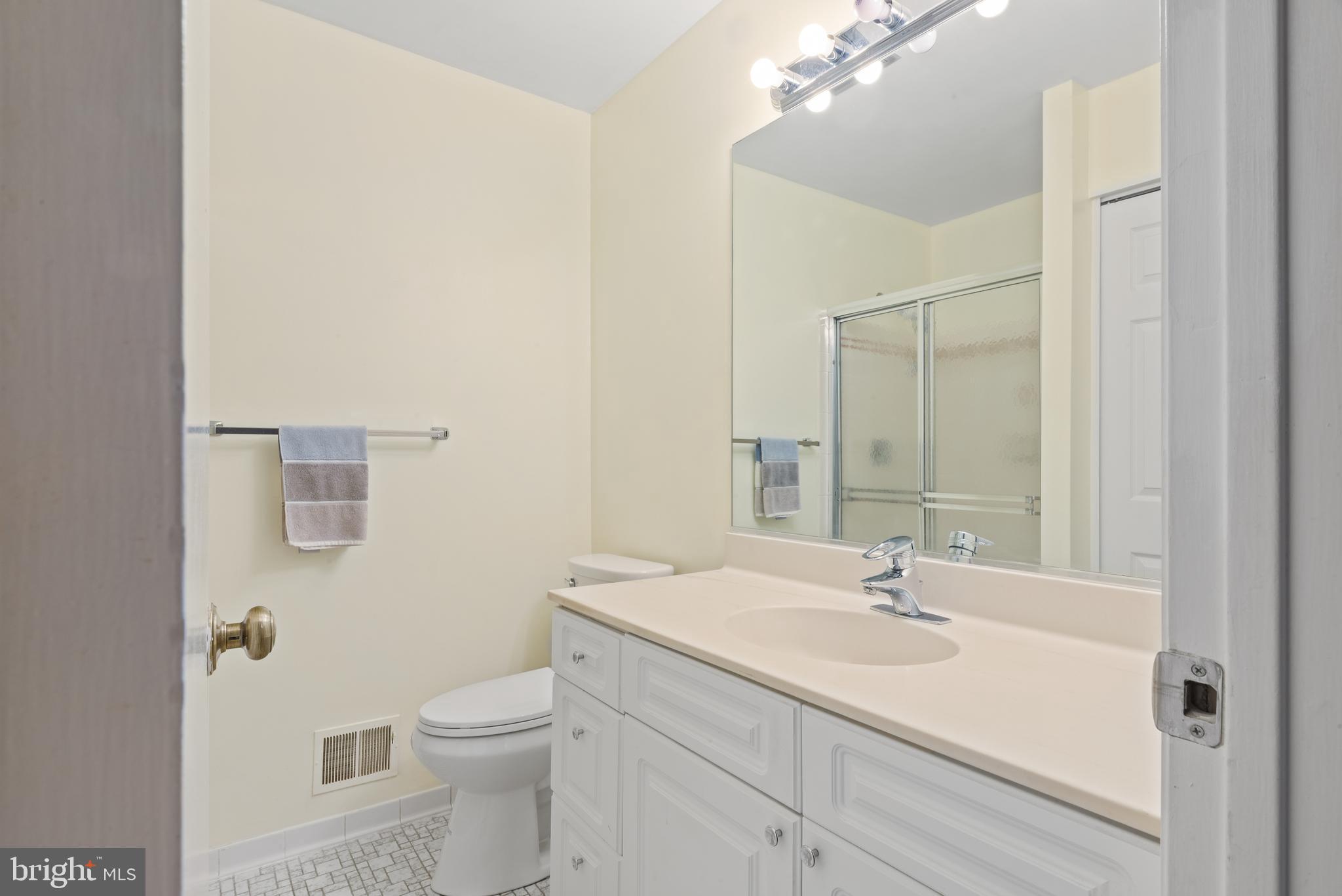 ORCHARD PLACE - Residential