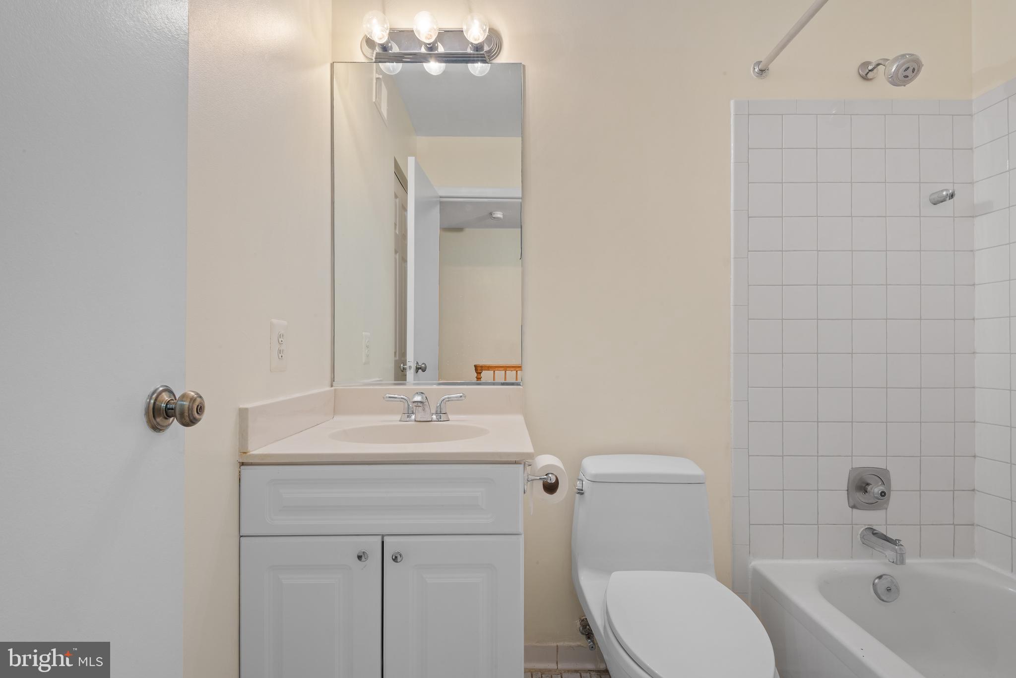 ORCHARD PLACE - Residential