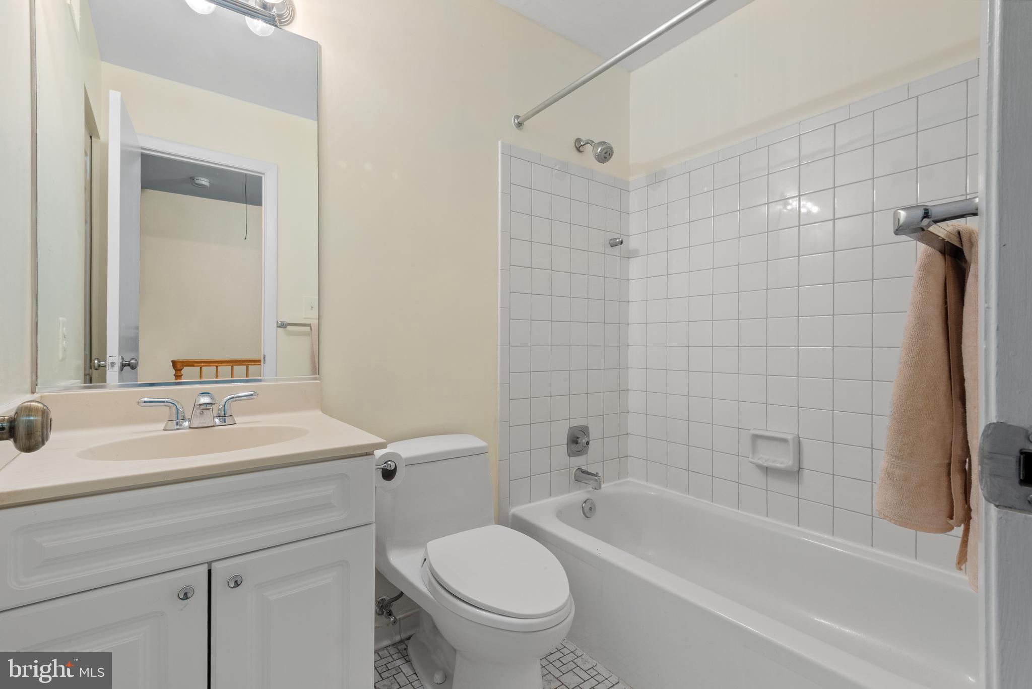 ORCHARD PLACE - Residential