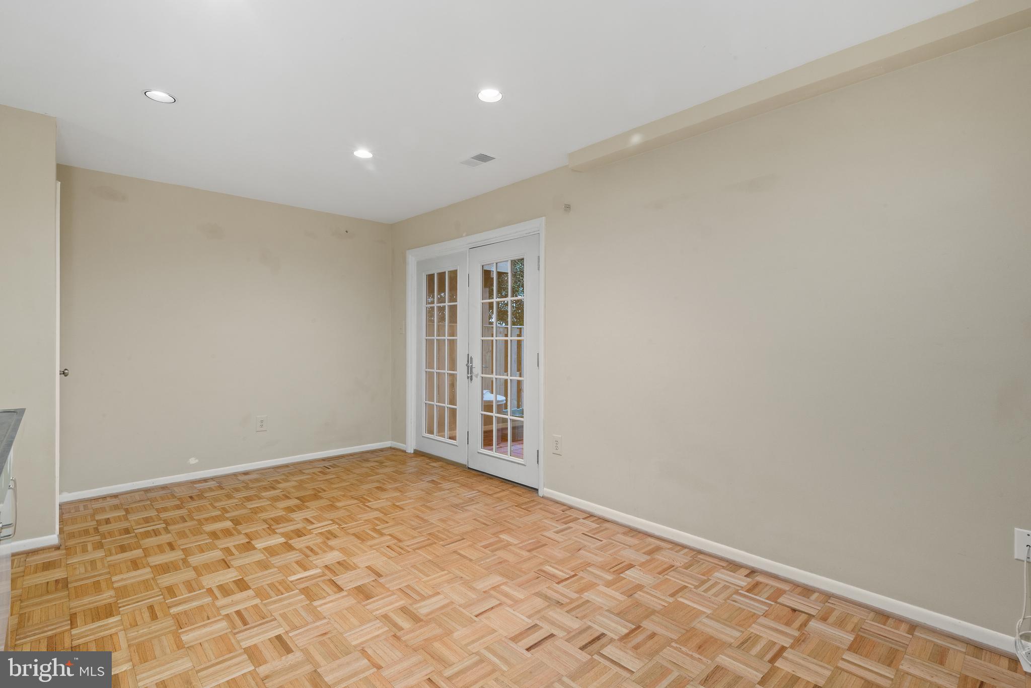 ORCHARD PLACE - Residential