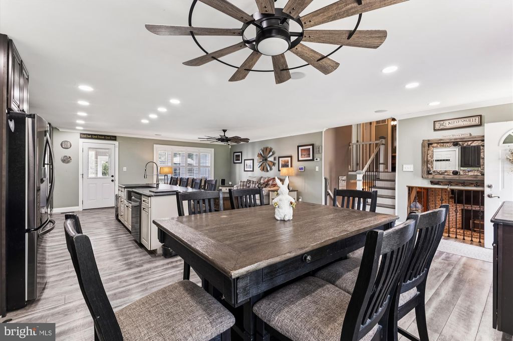 Photo of 145 N Lake Drive, STEVENSVILLE, MD 21666 (MLS # MDQA2014920)
