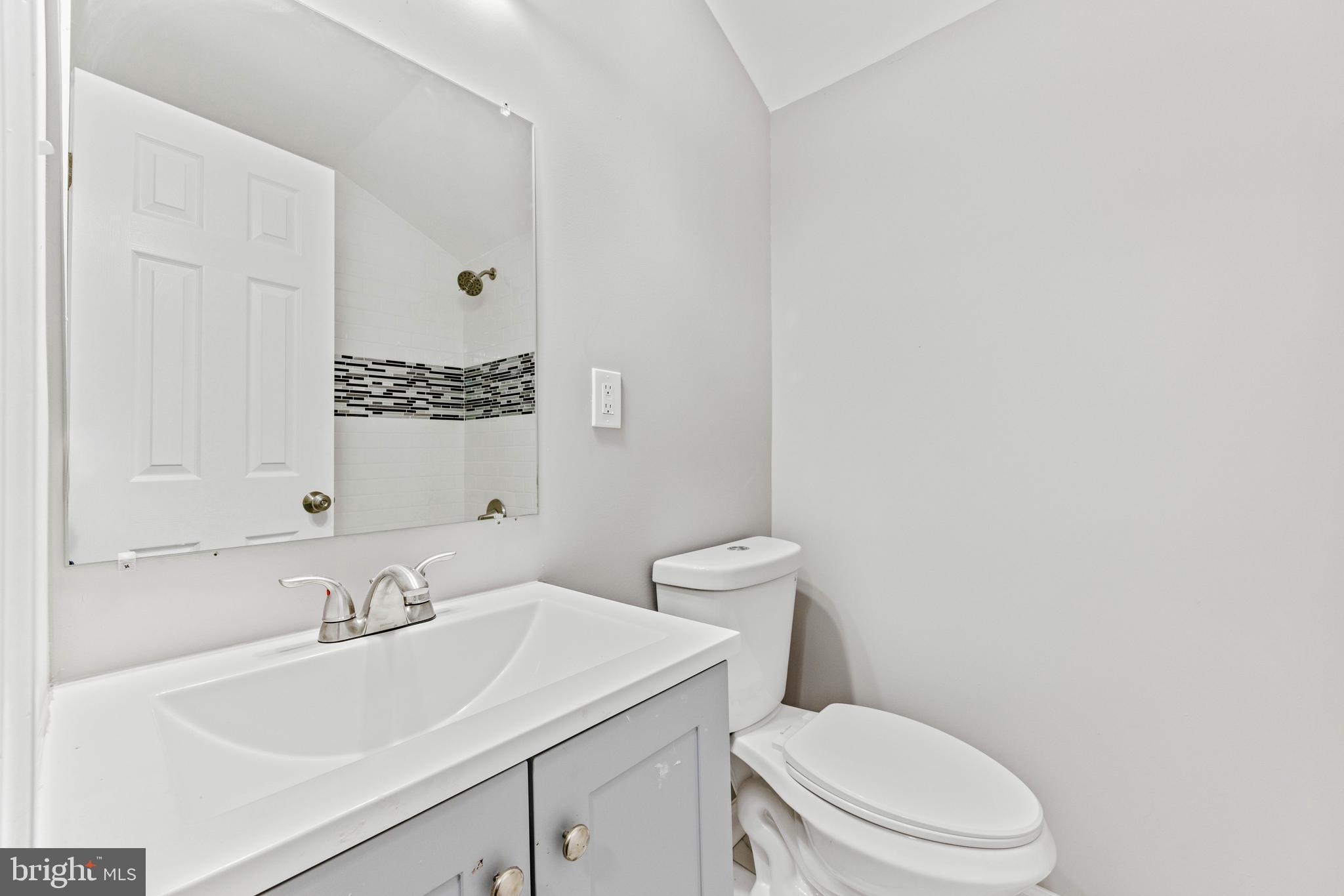 GREGORY FARMS - Residential