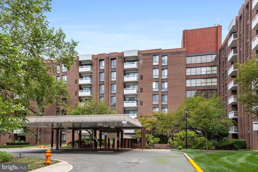 This bright and spacious condo is designed for modern living and comfort with recent upgrades throughout.  Ideally situated in the highly sought-after Suburban Oaks community, enjoy full-service condo living in this beautiful home which features an open layout with 2 bedrooms and 2 full bathrooms.  Welcome and enjoy!

Gorgeous brand-new flooring is enhanced by floor-to-ceiling windows, abundant natural light and recessed lighting and substantial living and dining spaces are ideal for casual gatherings or more intimate living with room to spread out.  The completely renovated kitchen includes granite countertop, new modern-gray cabinetry, and stainless- steel appliances for all your culinary endeavors. 
 
Two very generous bedrooms are served by 2 well-appointed partially upgraded bathrooms, including the primary suite which boasts a walk-in closet with an organization system.

This home enjoys in-unit washer and dryer, extra storage space, and a private balcony for your convenience.  Move in worry-free and enjoy the benefits of a brand-new HVAC system.  This condo provides a full-service living experience in a convenient location with plenty of shopping, dining, and entertainment options nearby, ensuring everything you need is within easy reach.