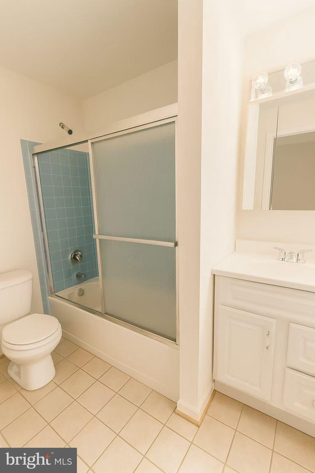 AMBERLEA FARM - Residential Lease