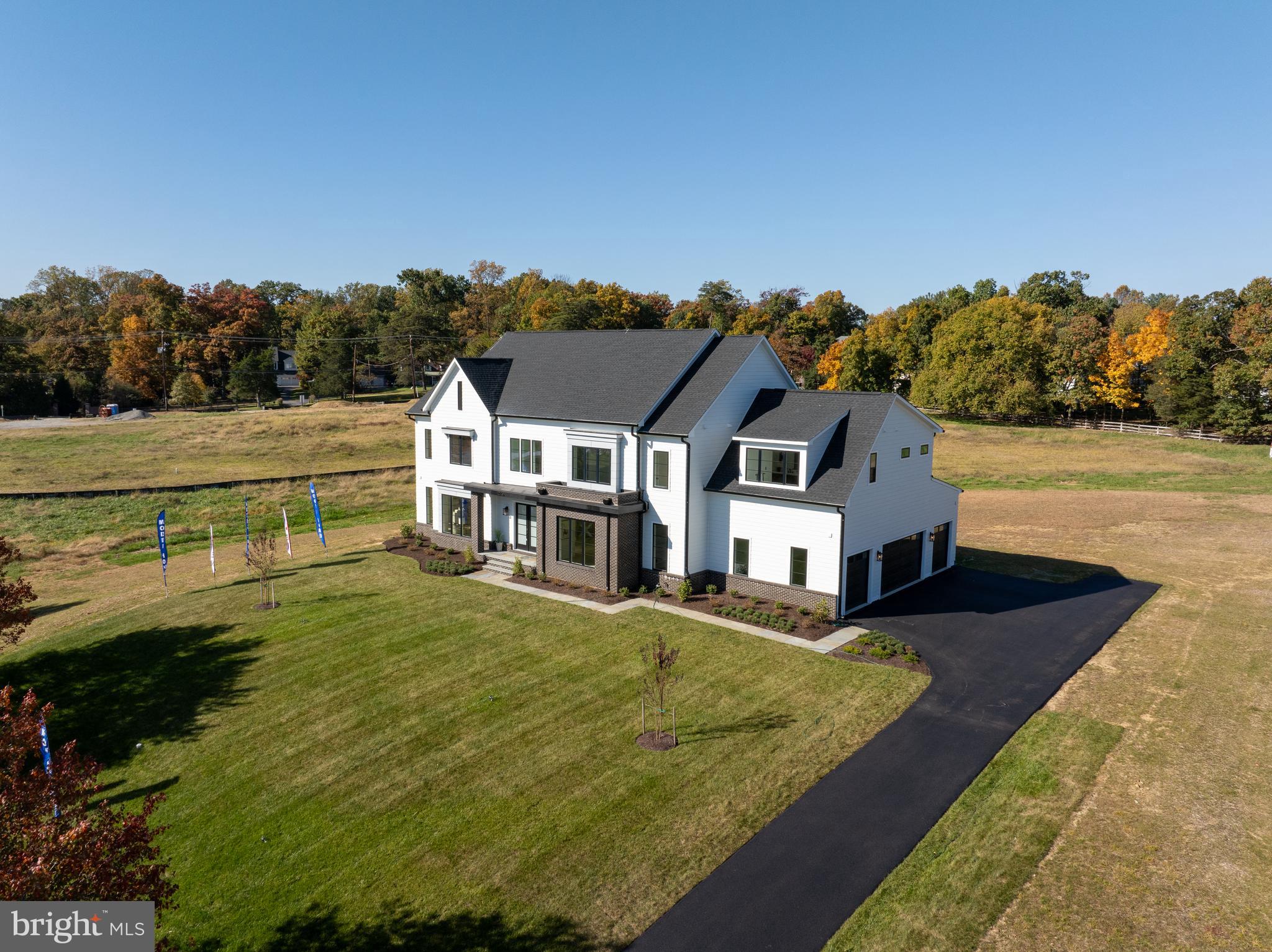 POTOMAC CHASE - Residential