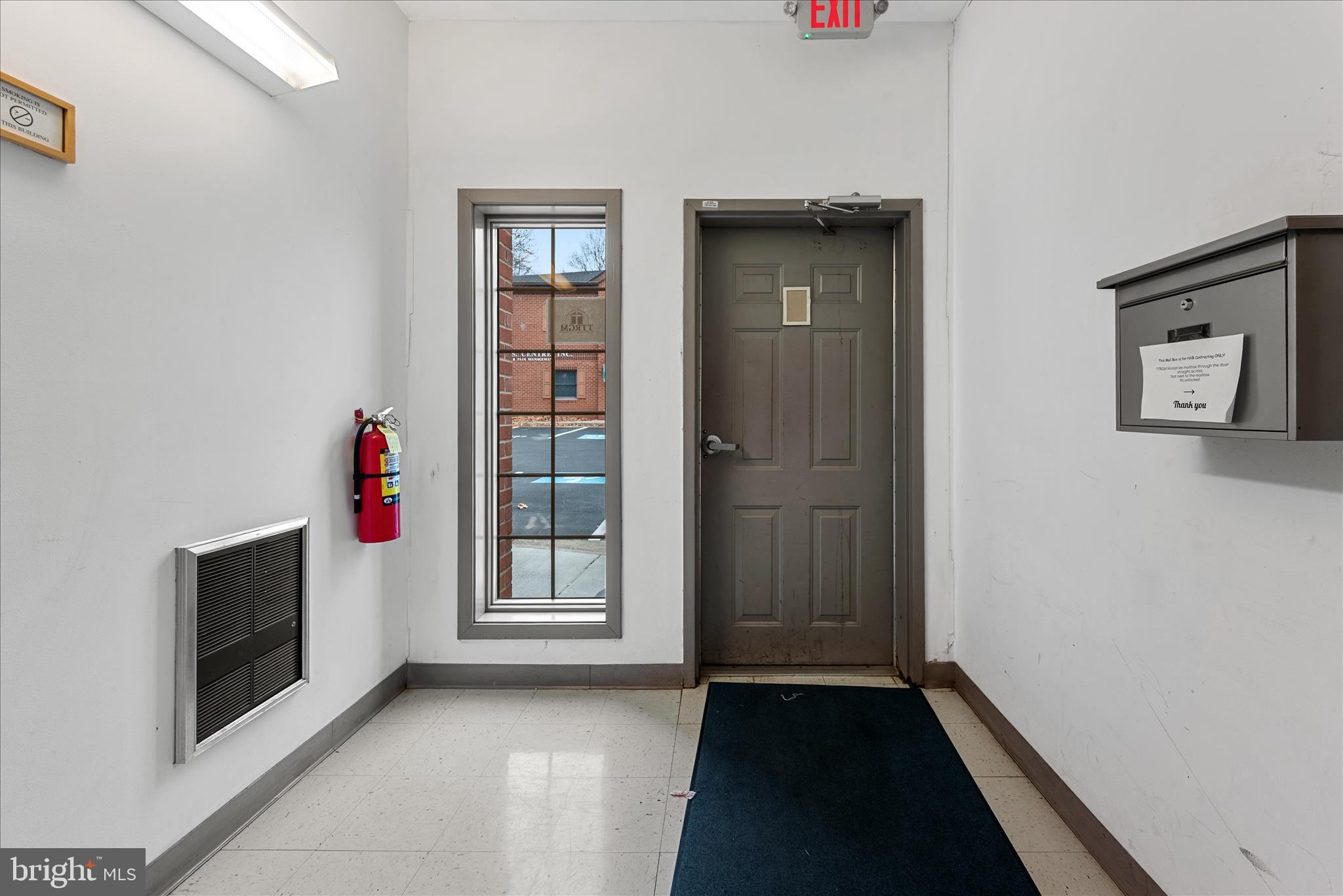 MILIC COMMERCIAL CENTER - Commercial Sale