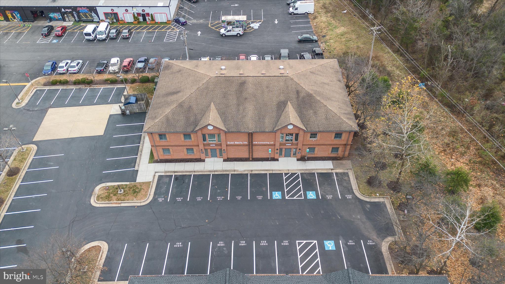 10521 CRESTWOOD DRIVE 203