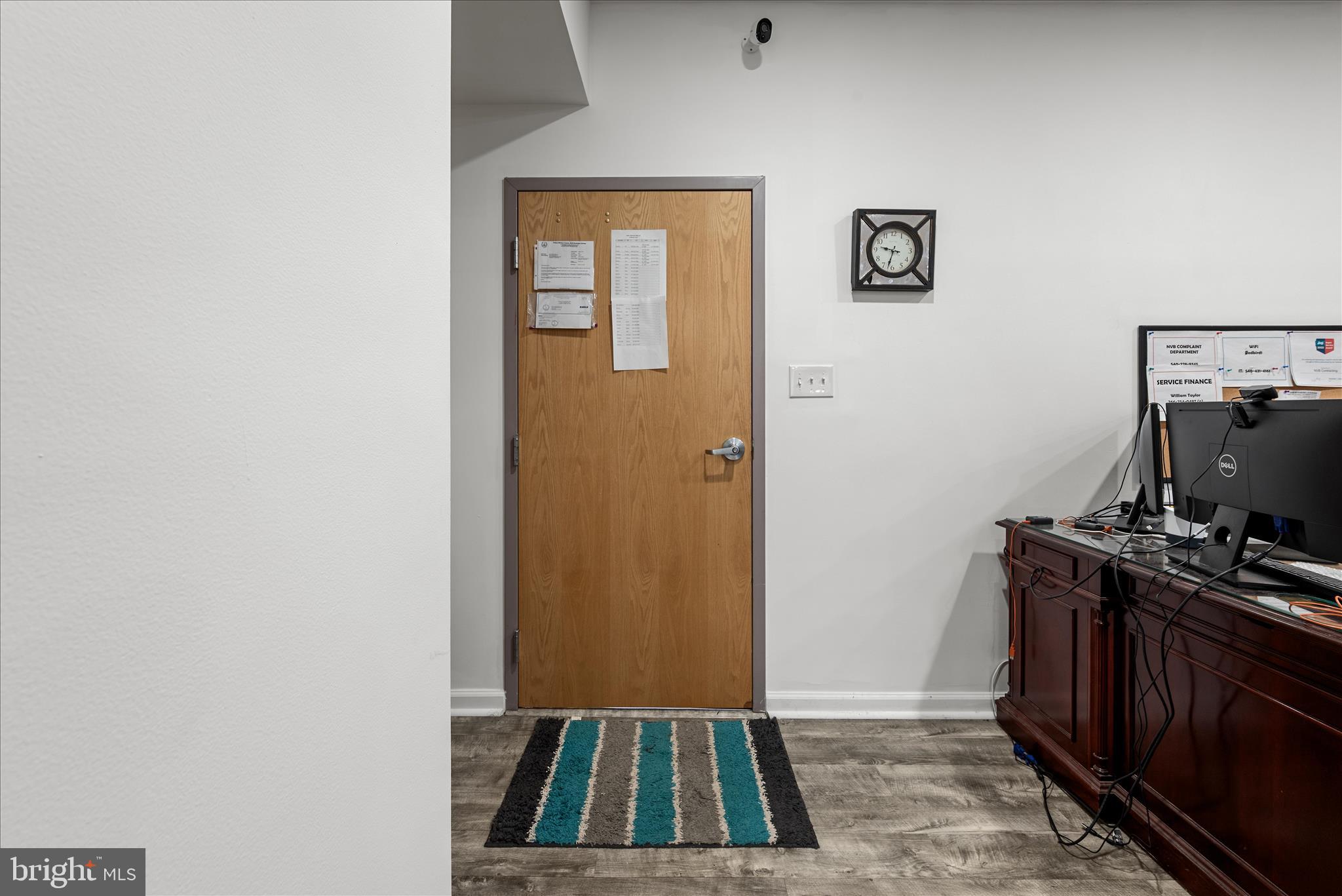 MILIC COMMERCIAL CENTER - Commercial Sale