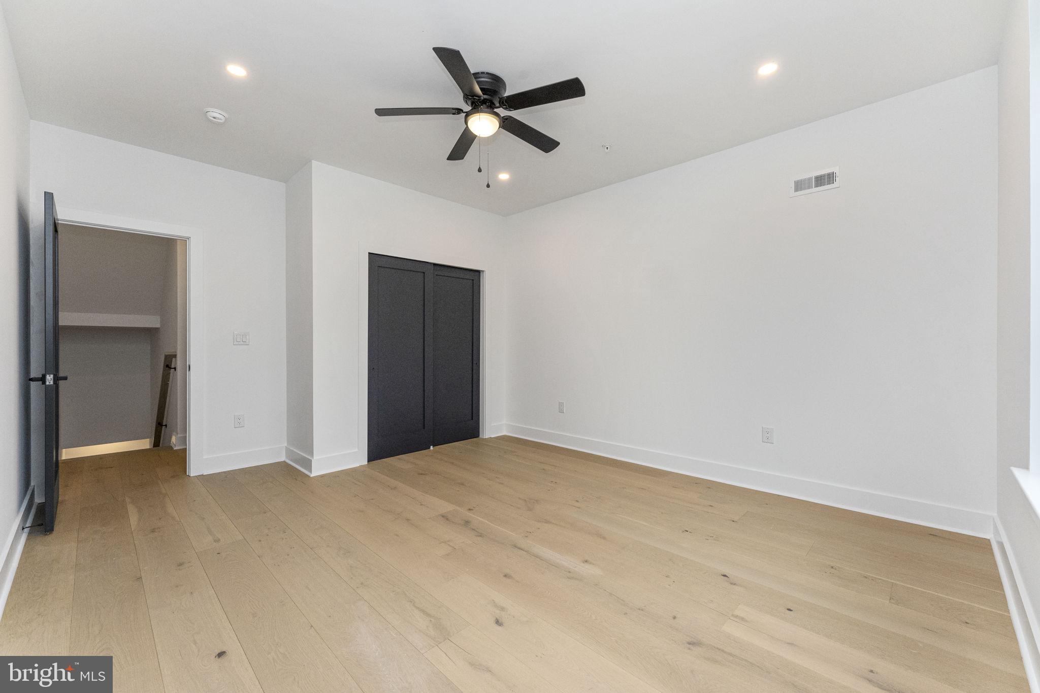 MANAYUNK - Residential