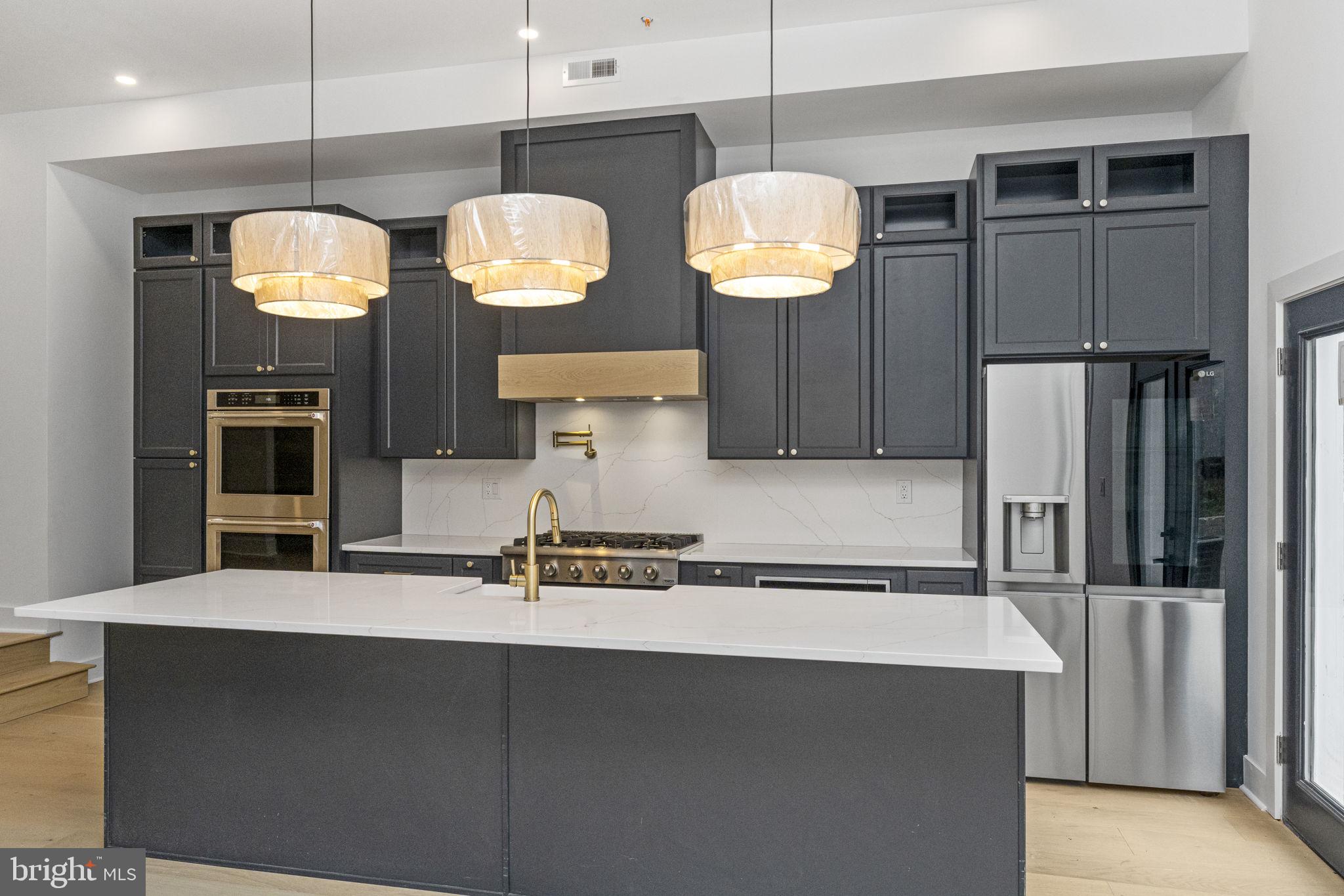 MANAYUNK - Residential