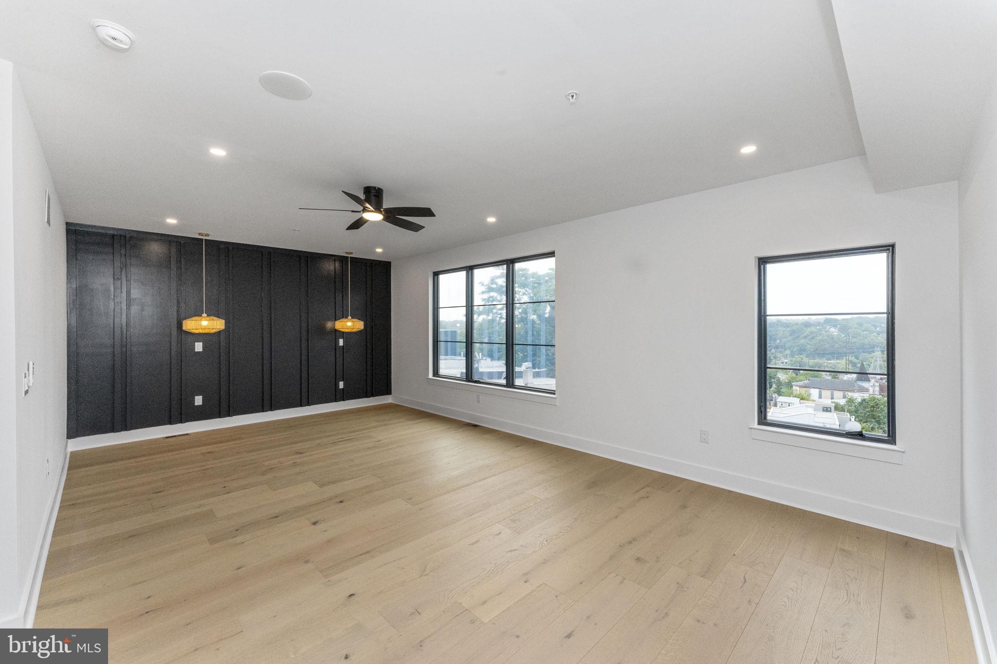 MANAYUNK - Residential