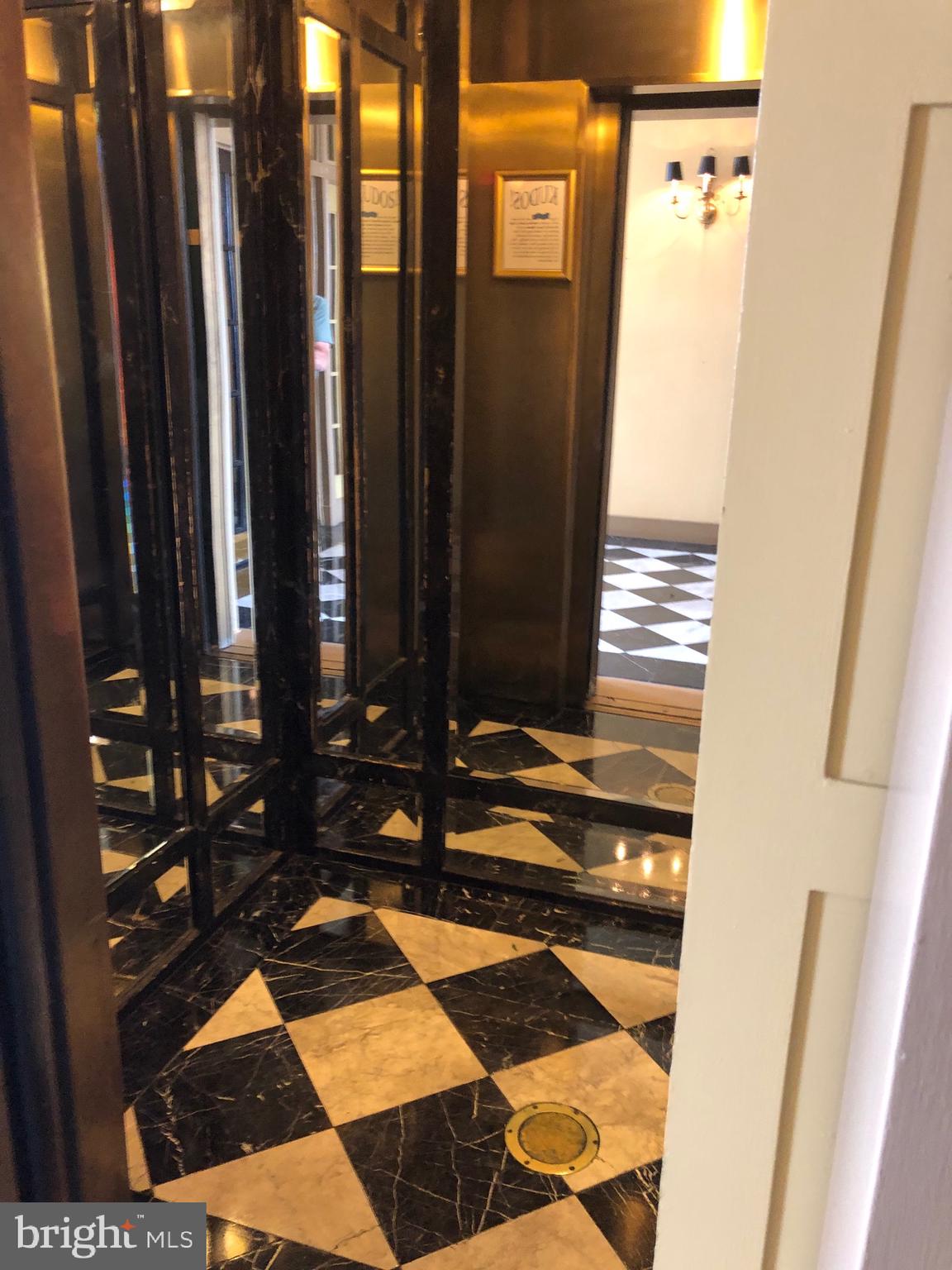 MOUNT VERNON PLACE HISTORIC DISTRICT - Residential